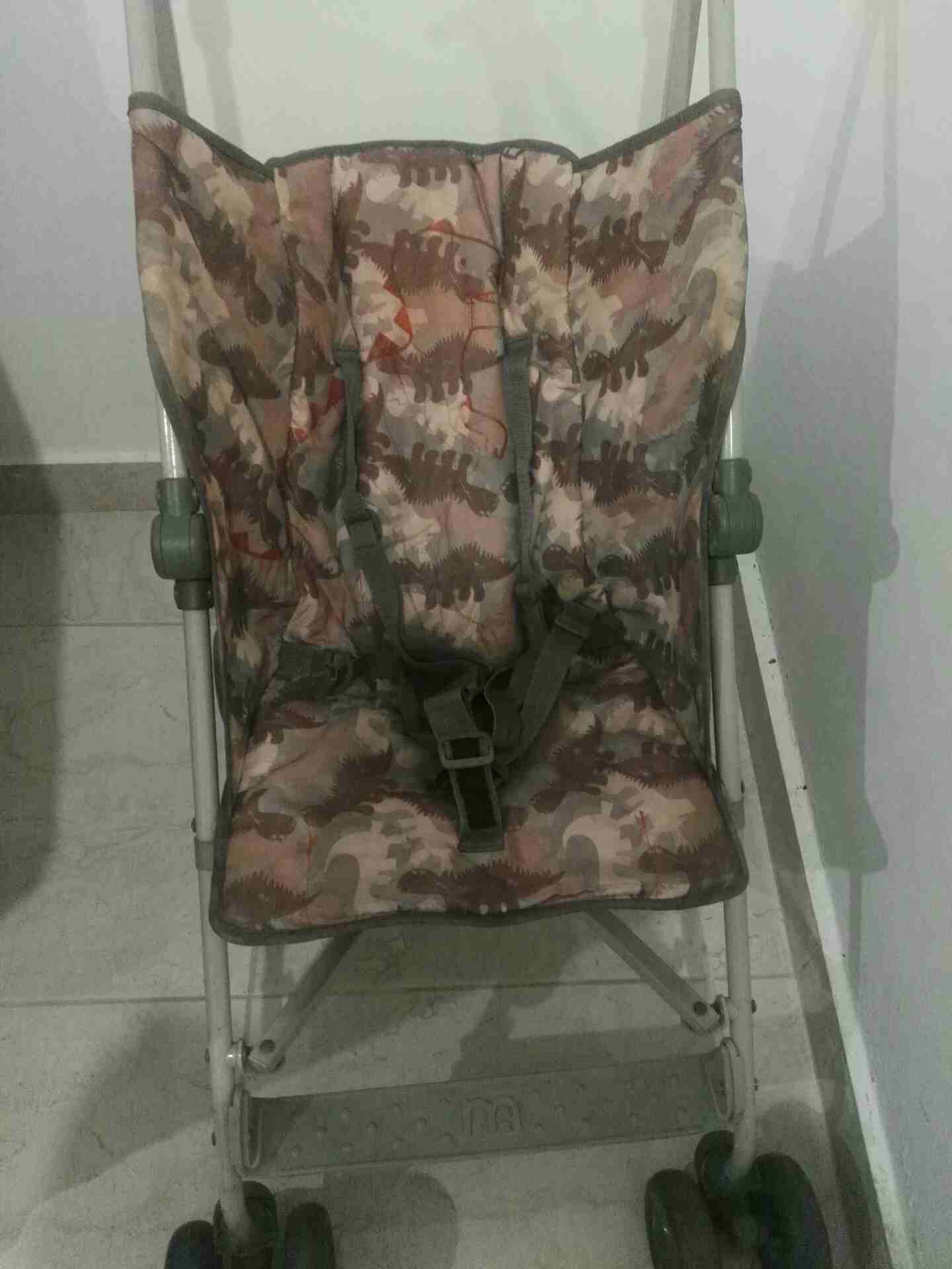 عربات mother care
لا تنسَ أنك شاهدت هذا الإعلان في عنكبوت
بحالة الجديد اي قطعة من المعروض 20...