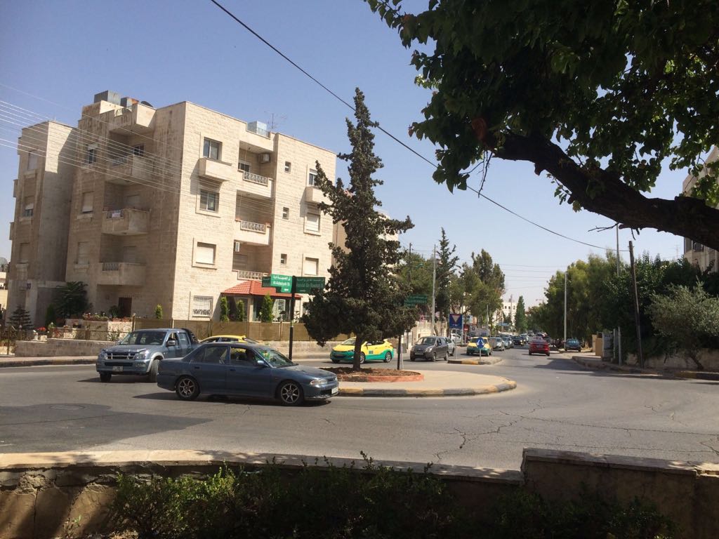 شقة مفروشة بالرابيه للايجار بجانب اسواق الرابيه من المالك
لا تنسَ أنك شاهدت هذا الإعلان في عنكبوت...