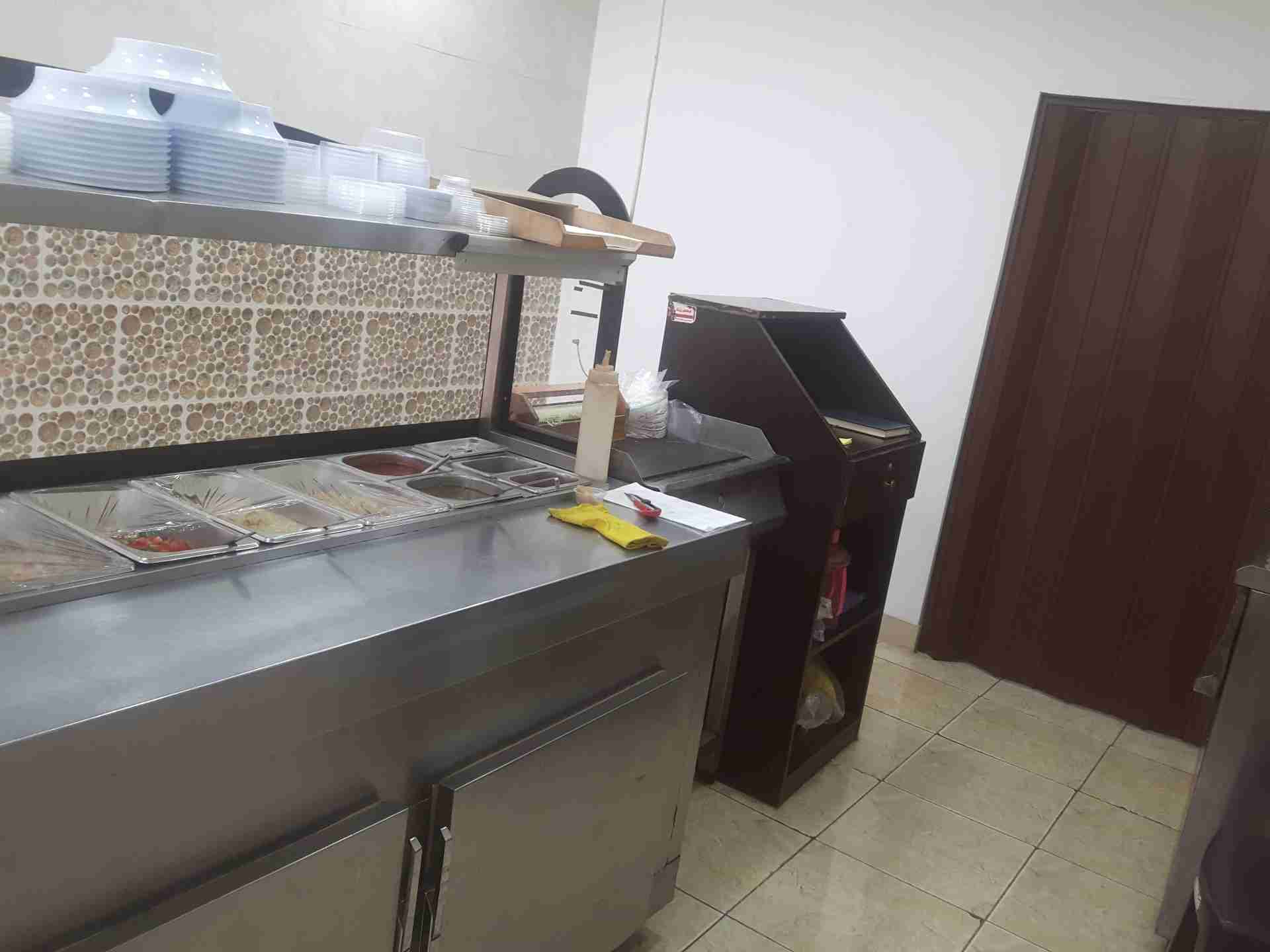 مطعم للبيع لعدم التفرغ بسعر مغري جدآ
لا تنسَ أنك شاهدت هذا الإعلان في عنكبوت
مطعم جديد للبيع...