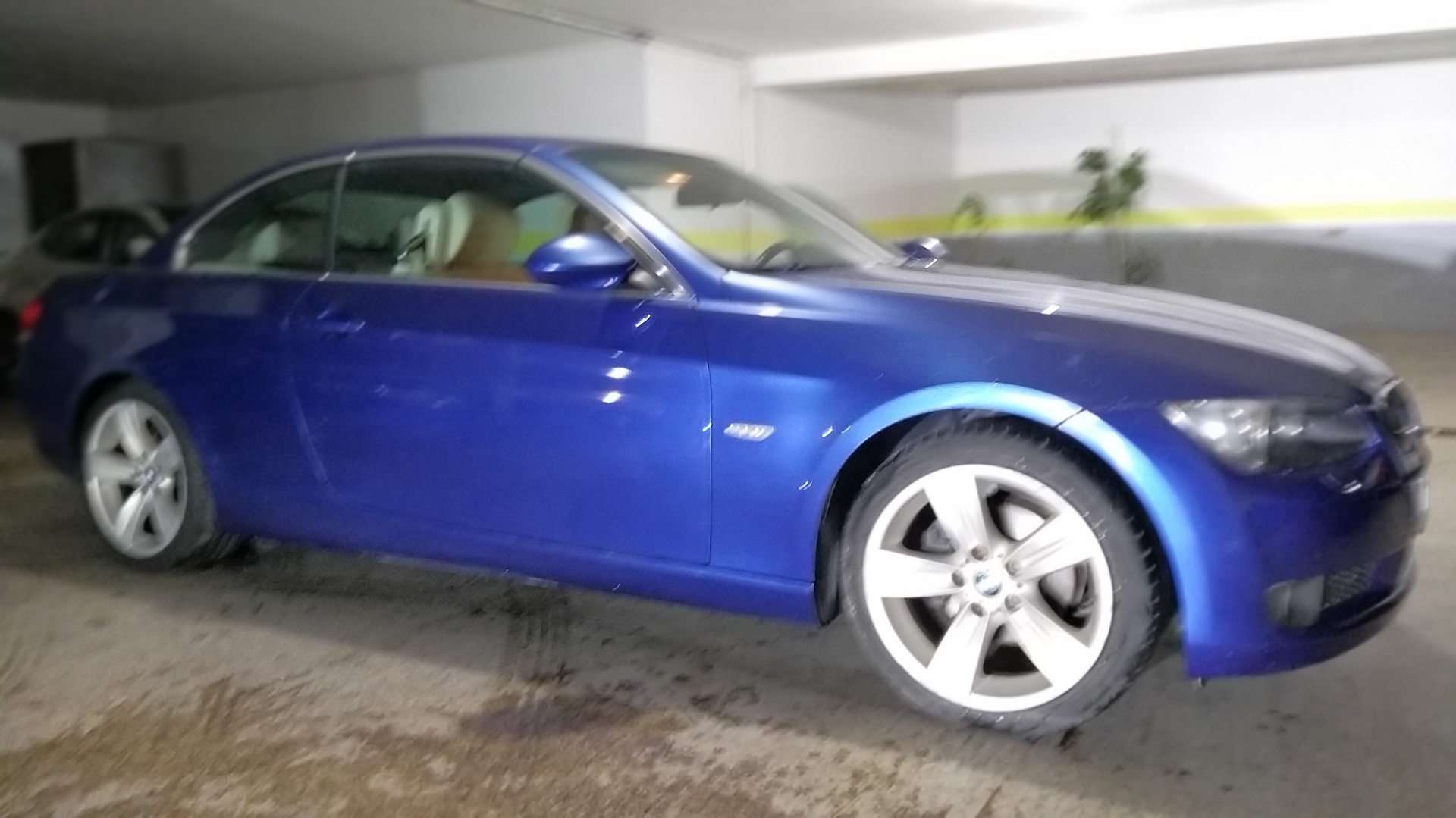 BMW 320 AI 2009
لا تنسَ أنك شاهدت هذا الإعلان في عنكبوت
BMW320AI كوبي فحص 4جيد بحالة ممتازة...