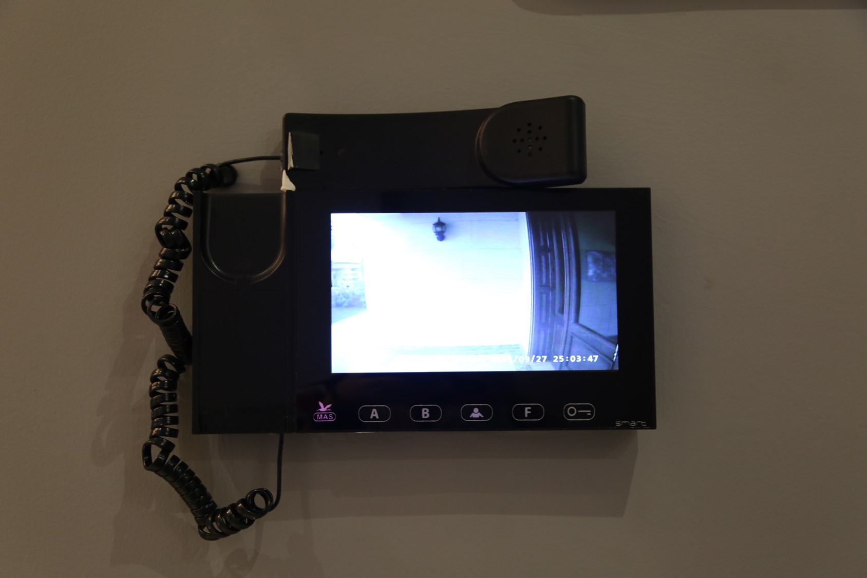 وسترن جيت لشقق BR 3 نوم المفروشه Furnished Apt بدير غبار عمانWestern Gate Compound
لا تنسَ أنك شاهدت هذا الإعلان في عنكبوت...