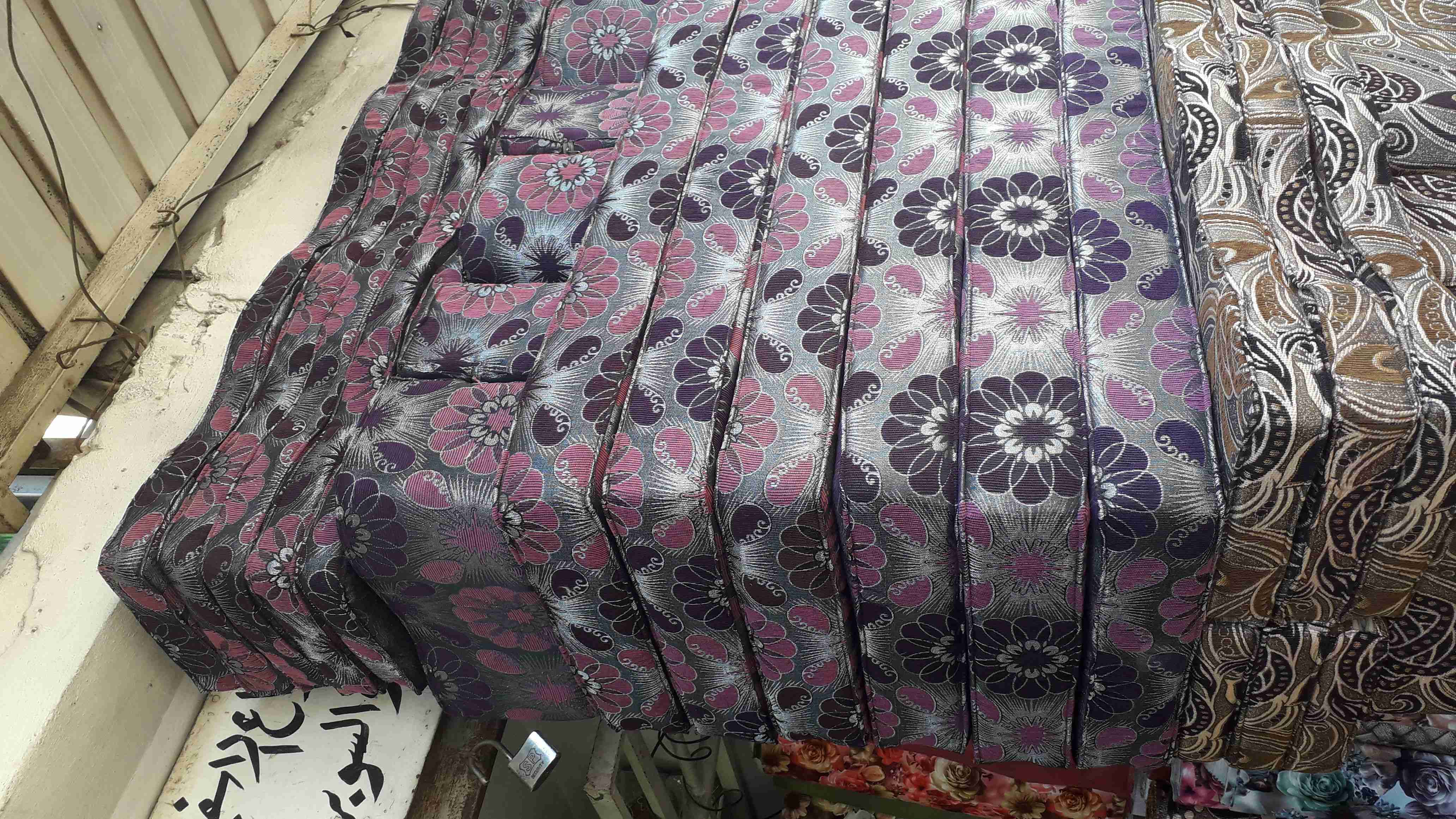 جلسة عربية جاهزة ضغط ضغط 14                                            


	 				لا تنسَ أنك شاهدت هذا الإعلان في عنكبوت            
	 				
                                جلسة مكونة من 6فرشات 6مسا...