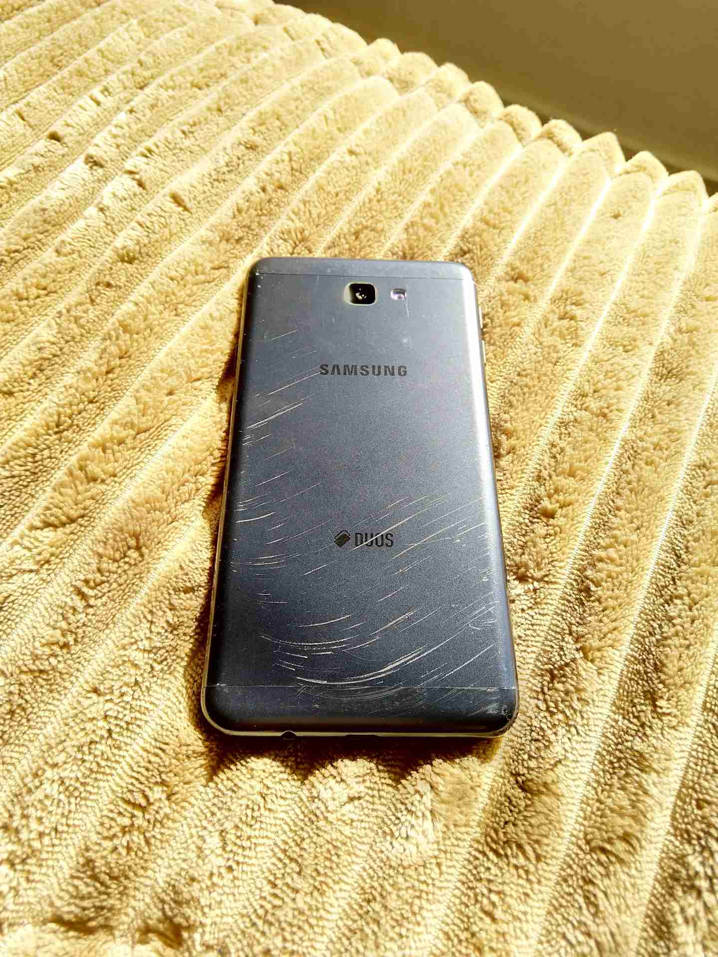 جالكسي j7 prime
لا تنسَ أنك شاهدت هذا الإعلان في عنكبوت
جهاز ممتاز ما في اي مشاكل
بصمة
ذاكرة...