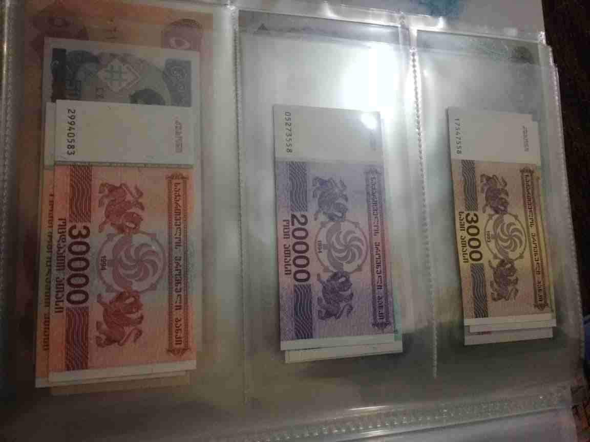 البوم عملات ورقيه
لا تنسَ أنك شاهدت هذا الإعلان في عنكبوت
البوم عملات ورقيه مع مئه عمله ورقيه انس...