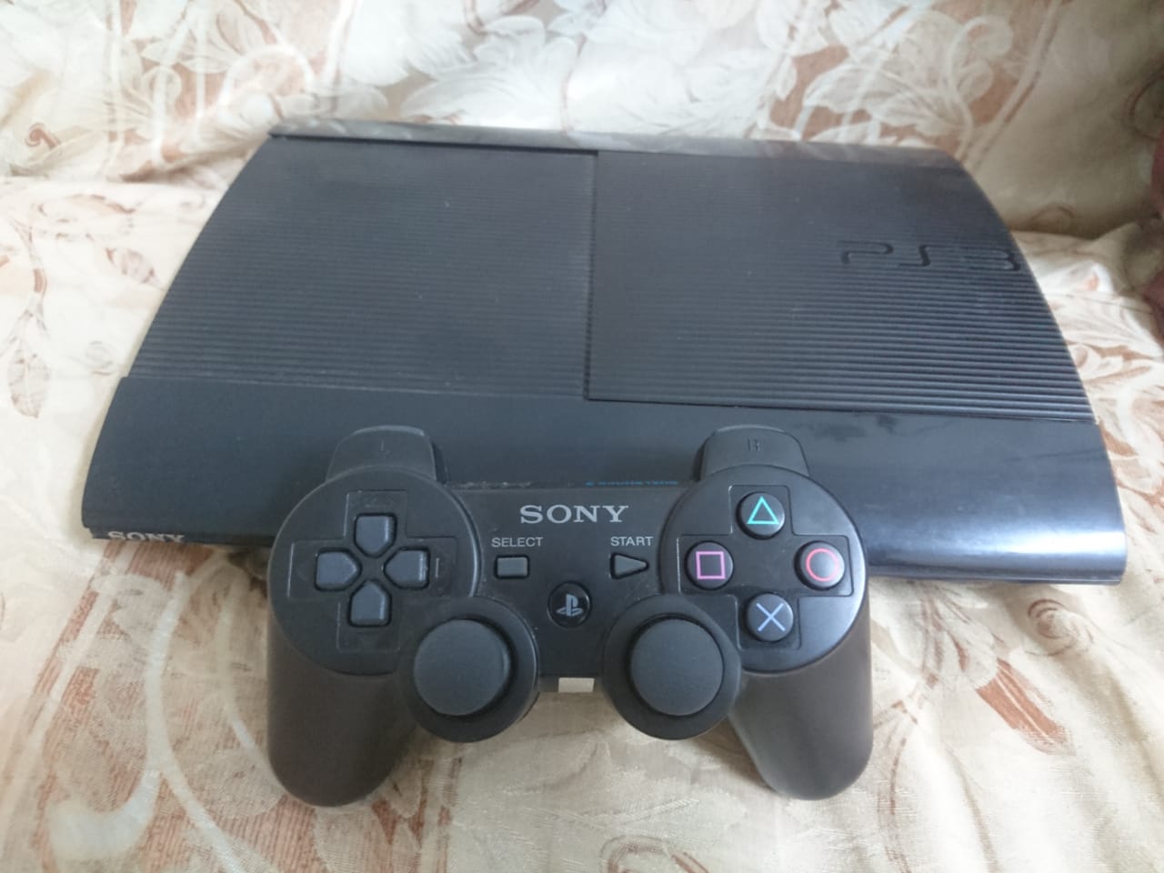 Ps3 500HD وارد الخليج                                            


	 				لا تنسَ أنك شاهدت هذا الإعلان في عنكبوت            
	 				
                                بلى ستيشن 3 الجهاز من الخليج 50...