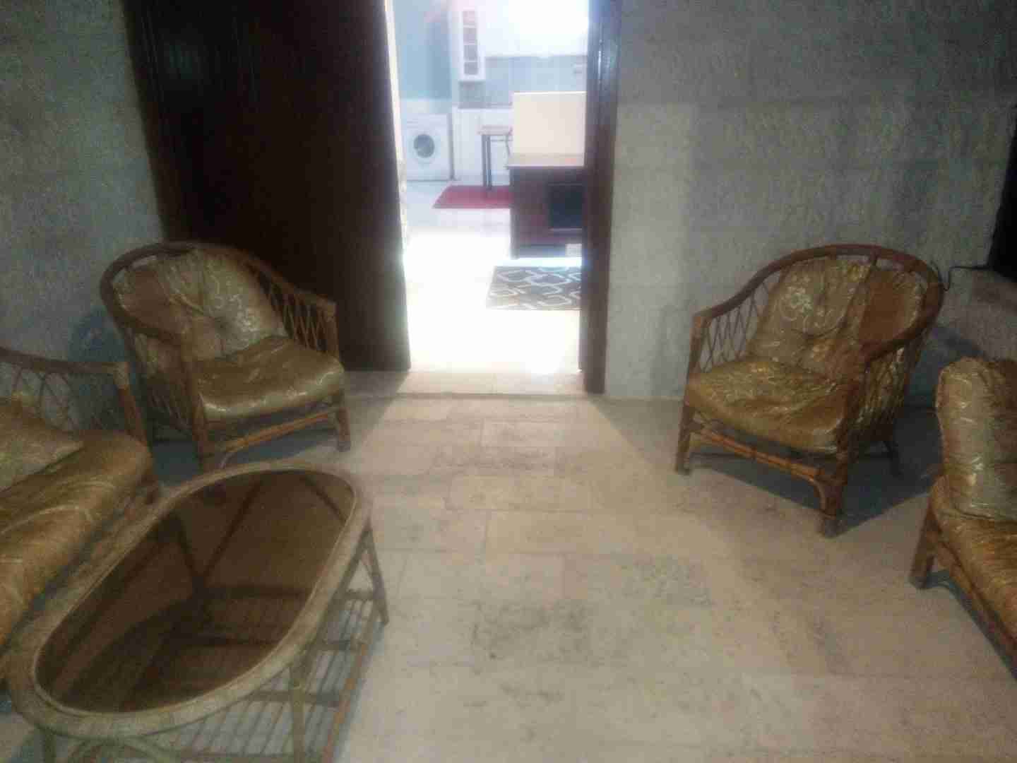 ستوديو مفروش في ديرغبار
لا تنسَ أنك شاهدت هذا الإعلان في عنكبوت
فرندة واسعة مطلة عالشارع
في...