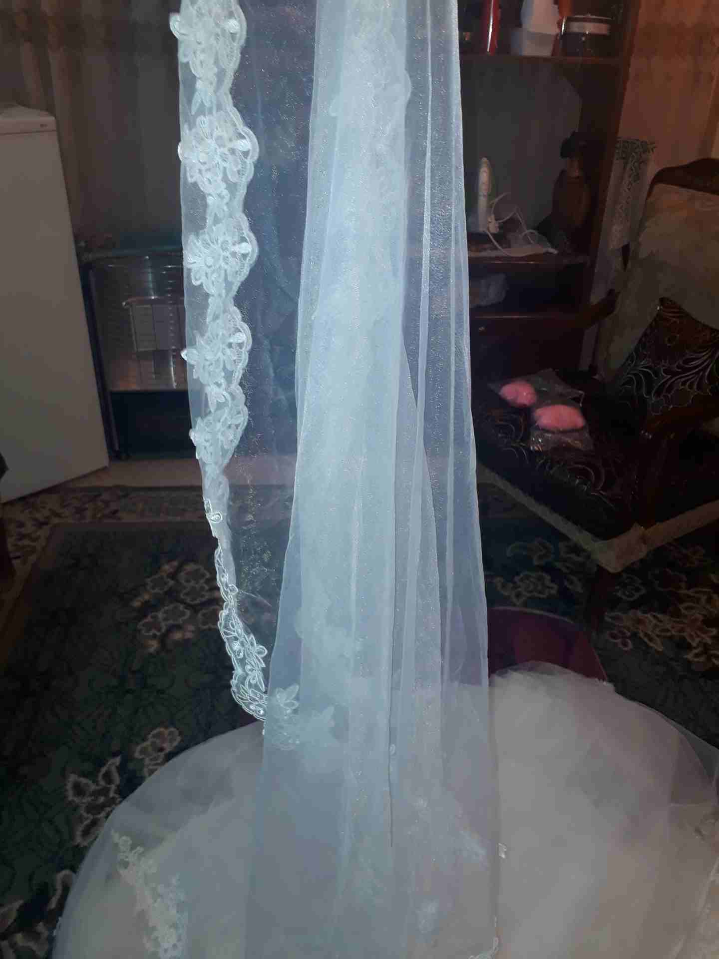 فستان ابيض للعروس ايجار
لا تنسَ أنك شاهدت هذا الإعلان في عنكبوت
فستان طرحة جكيت...