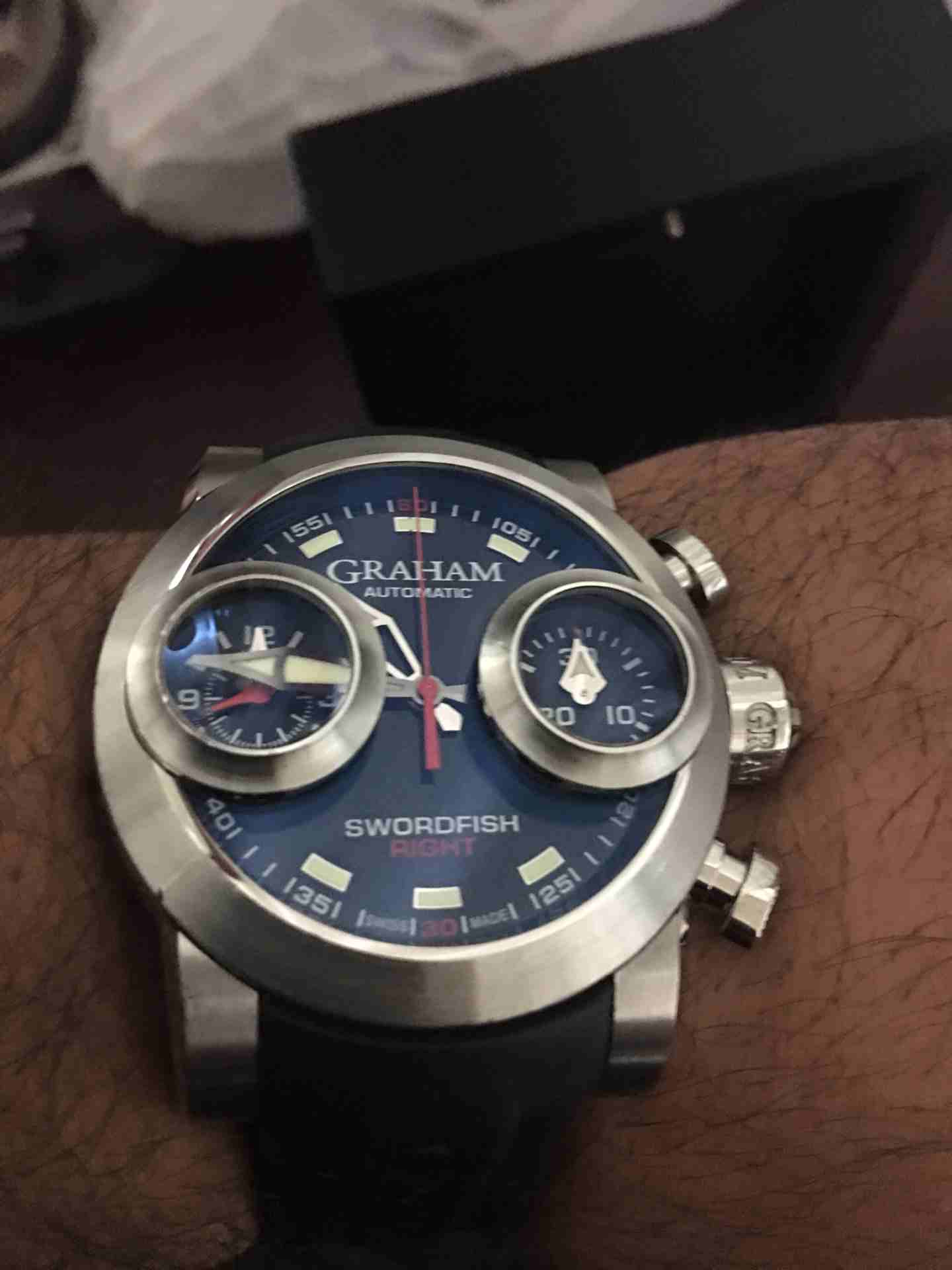 ساعة graham automatic اصلية 100%
لا تنسَ أنك شاهدت هذا الإعلان في عنكبوت
ساعة جراهام سويسرية اصلي...