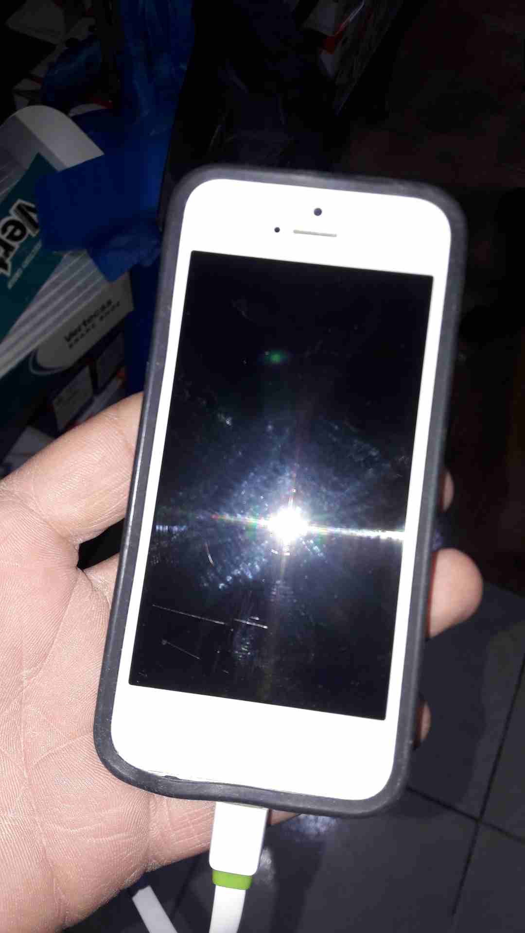 ايفون 5 للبيع بحالة ممتازة                                            


	 				لا تنسَ أنك شاهدت هذا الإعلان في عنكبوت            
	 				
                            يوجد عليه لزقت وياك كفر ع 2 وص...