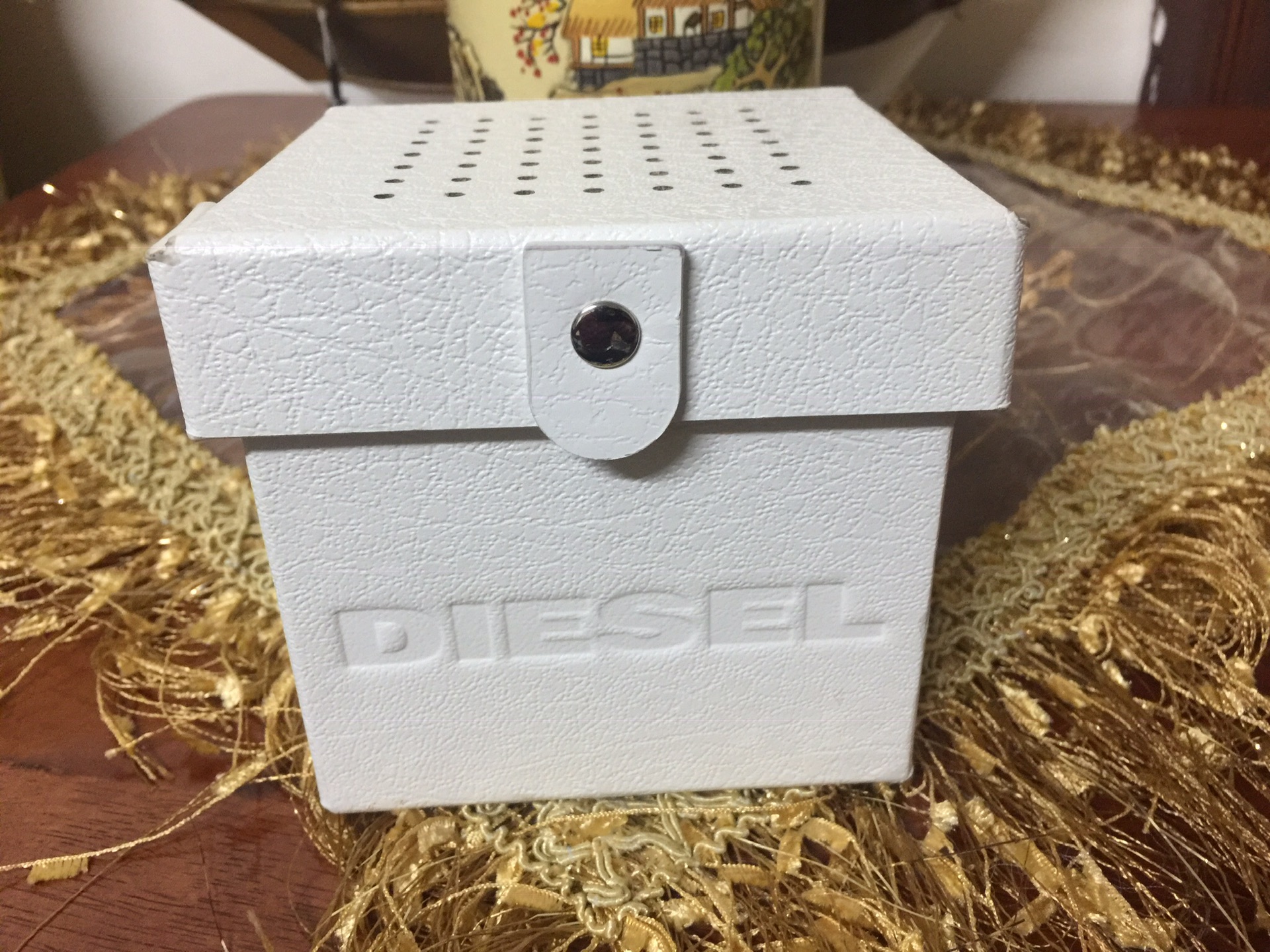 diesel watch dz4361 ساعة ماركة ديزل العالمية للبيع بسعر مغري جديده
لا تنسَ أنك شاهدت هذا الإعلان في عنكبوت...