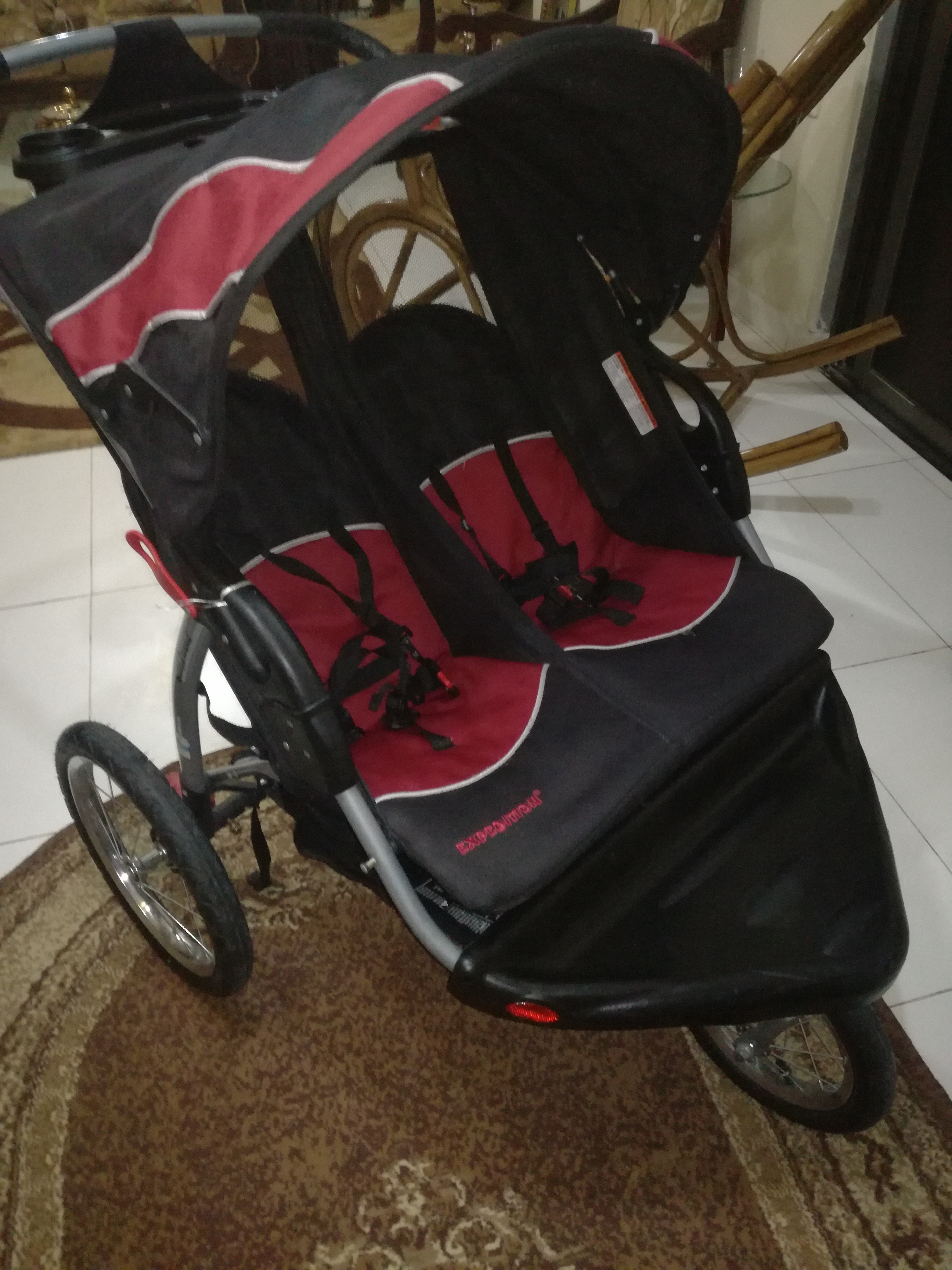 عرباية اطفال توام ماركة baby trend الفخمه سعر مغري
لا تنسَ أنك شاهدت هذا الإعلان في عنكبوت
عر...