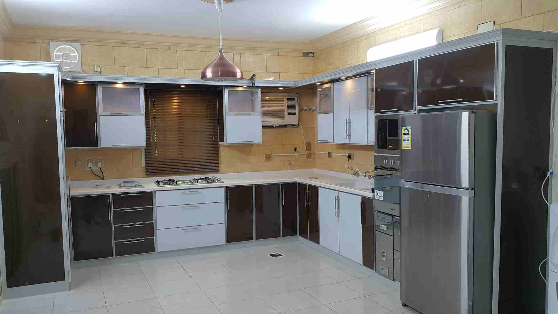 مطابخ المنيوم
لا تنسَ أنك شاهدت هذا الإعلان في عنكبوت
مطابخ المنيوم وخشب و صاج...