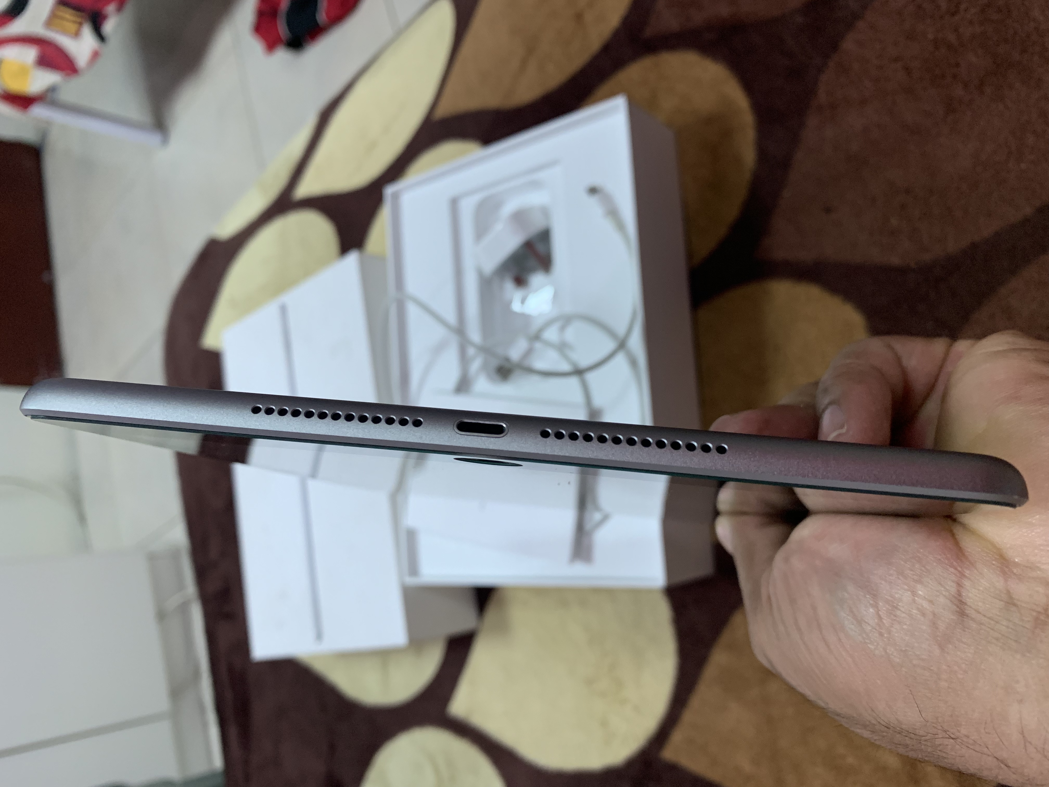 makkah Al Awali
لا تنسَ أنك شاهدت هذا الإعلان في عنكبوت
iPad (6th generation Wi-Fi
Size 9.7 i...