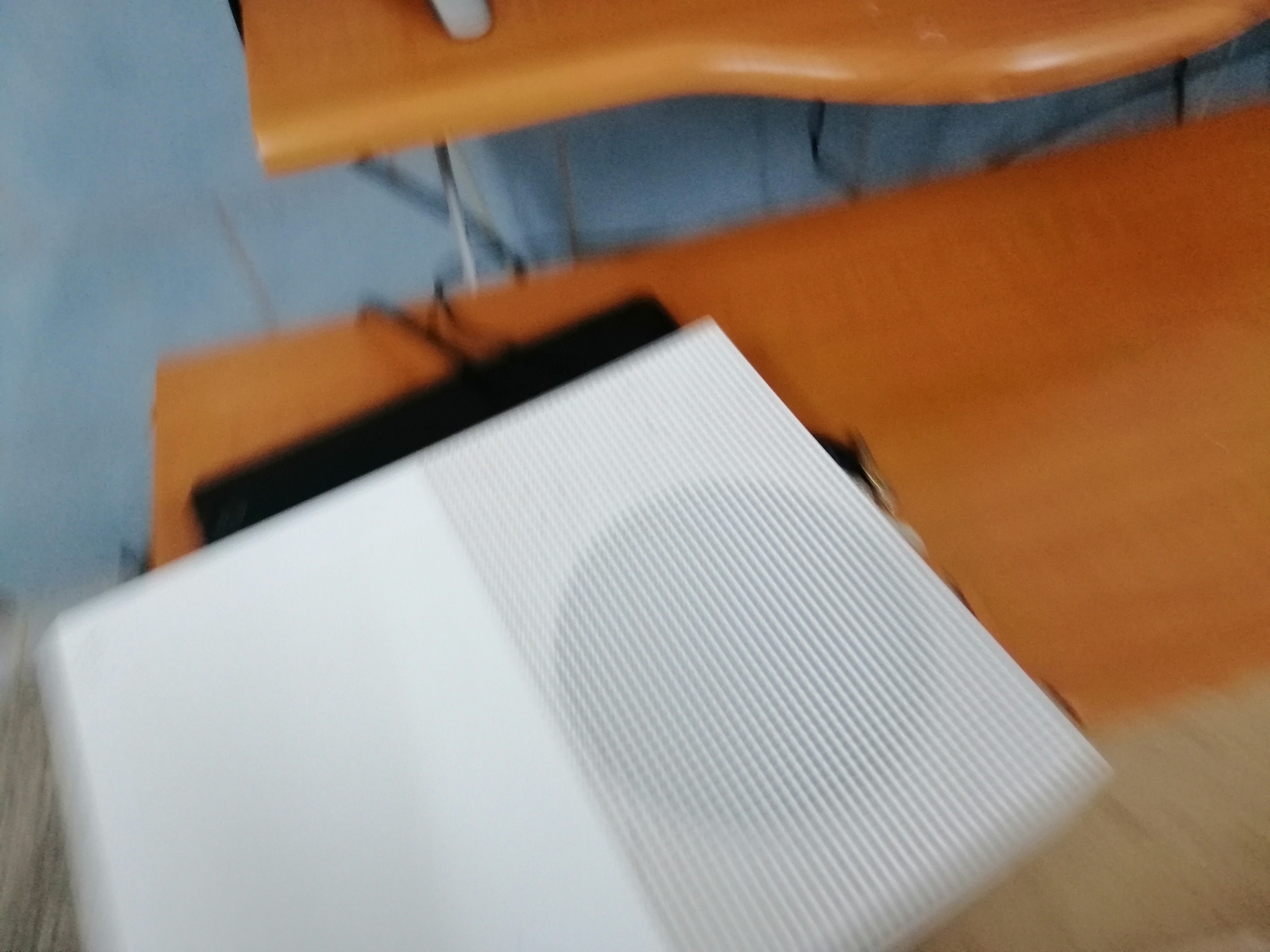 اكس بوكس ون اس
لا تنسَ أنك شاهدت هذا الإعلان في عنكبوت
اكس بوكس 1 اس نظيف الف جيجا مستخدم 5 ش...