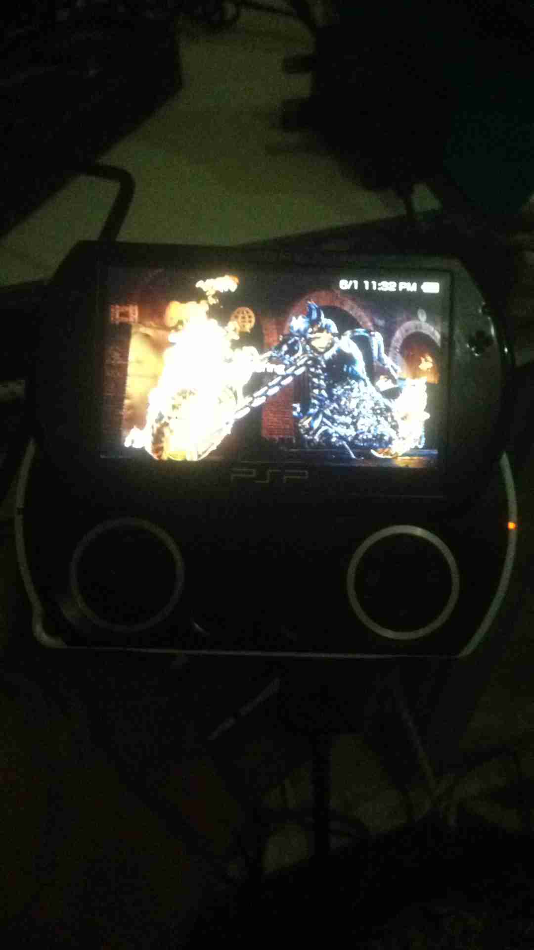 psp go                                            


	 				لا تنسَ أنك شاهدت هذا الإعلان في عنكبوت            
	 				
                                مستعمل بحاله الوكالة ذاكره داخليه 16وخارجيه 4...