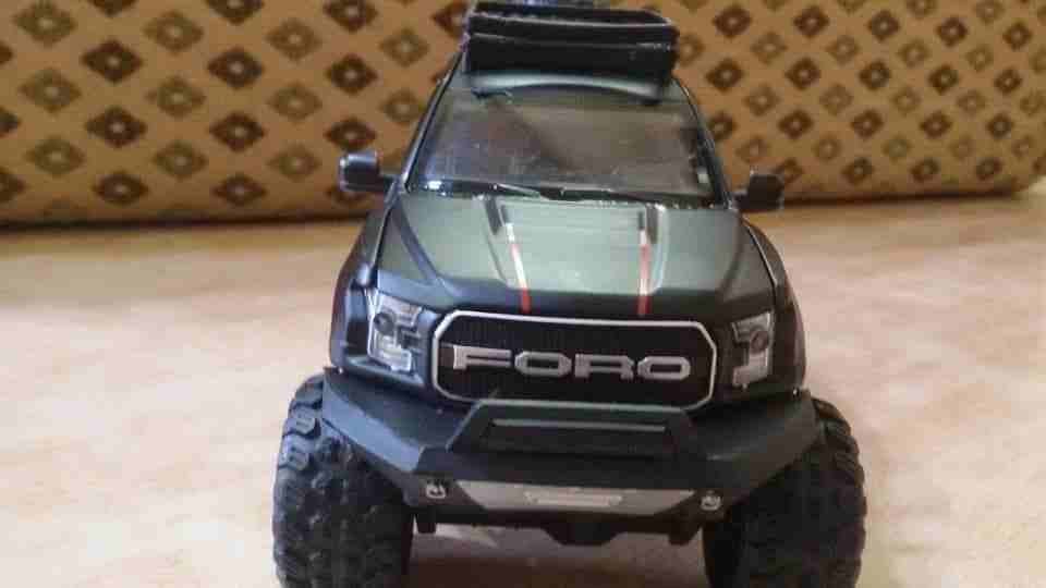 مجسم بكم فورد رابتور F150 حديد
لا تنسَ أنك شاهدت هذا الإعلان في عنكبوت
مجسم بكم فورد رابتور f150...