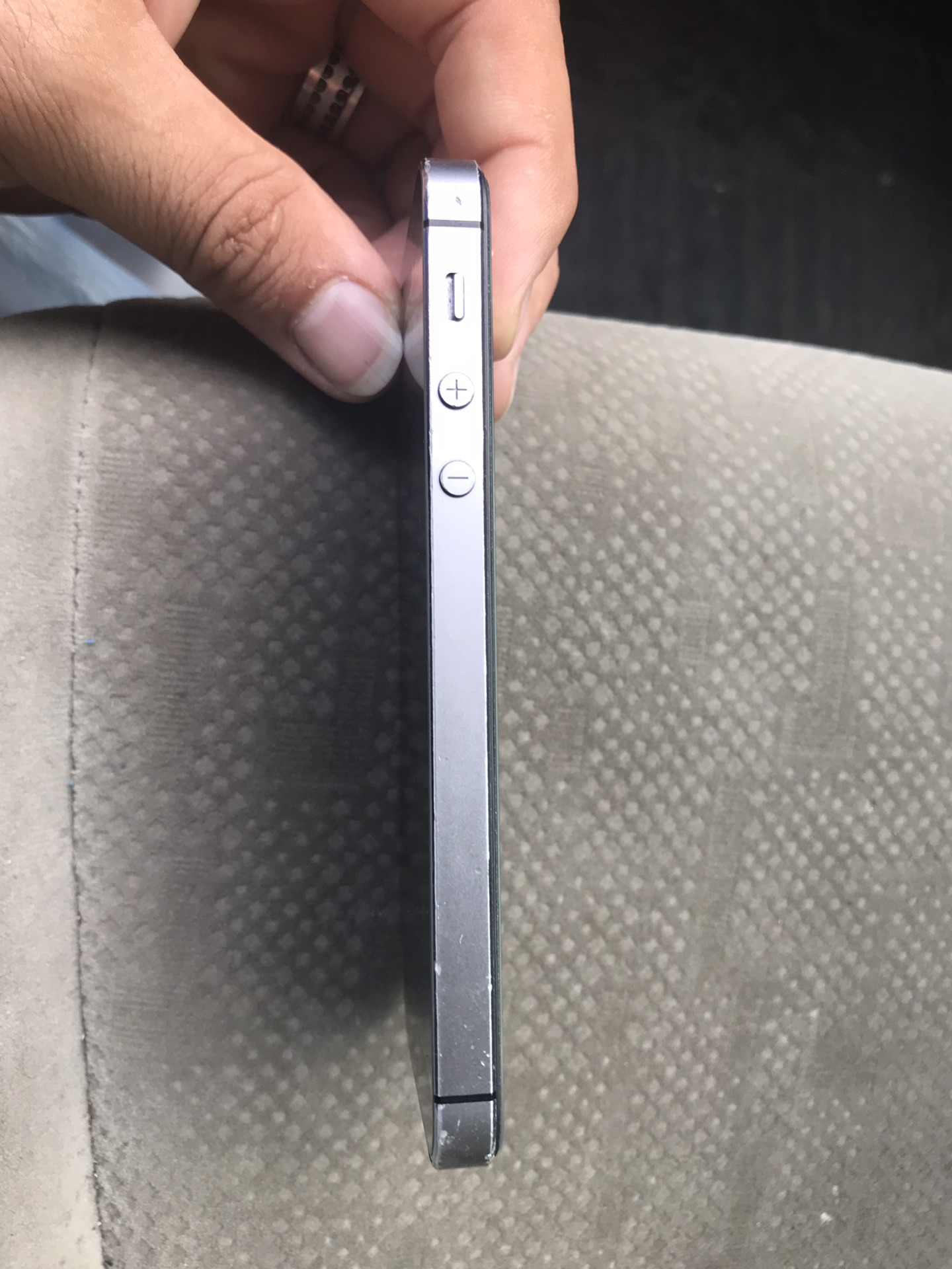 ايفون5s
لا تنسَ أنك شاهدت هذا الإعلان في عنكبوت
ايفون 5 اس مستعمل تم تغيير البطارية فقط الحال...