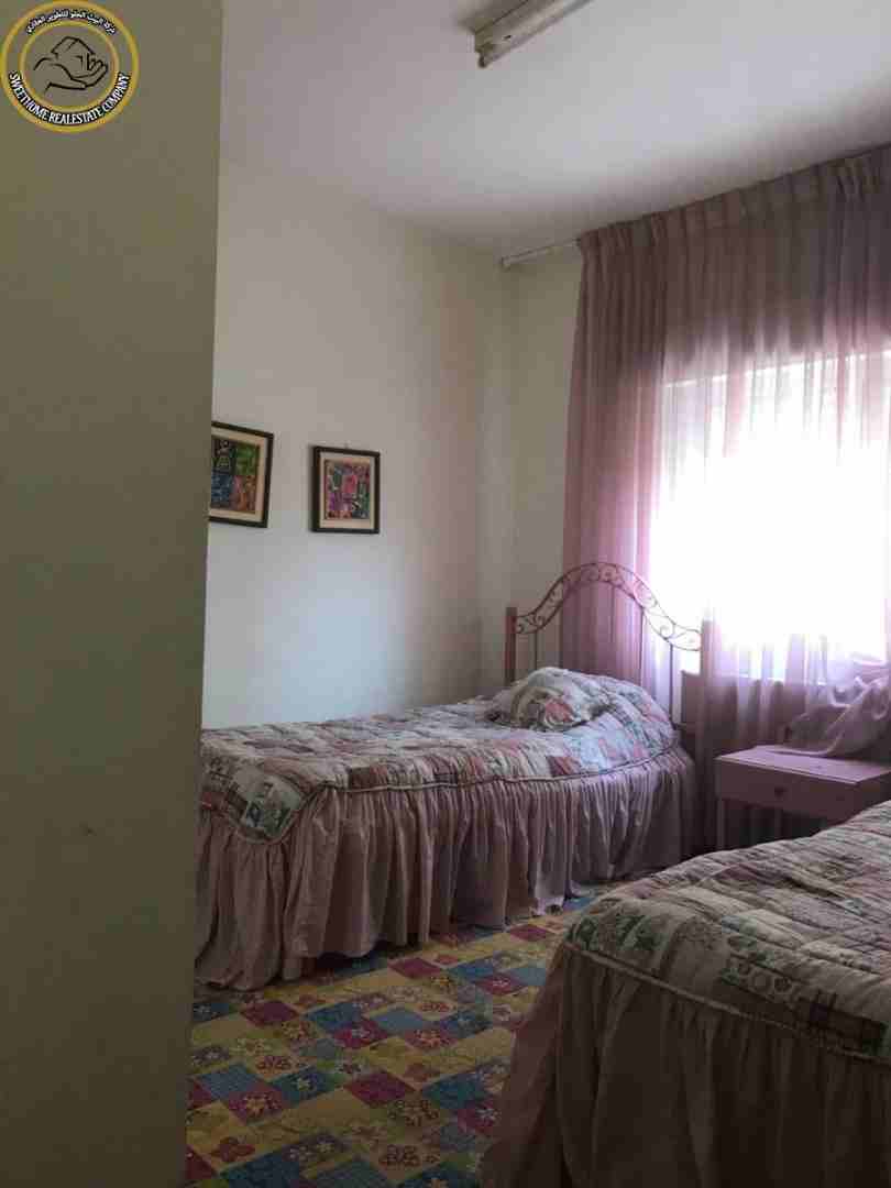 شقة مفروشة مميزة للبيع في الجاردنز طابق ثالث 135م تشطيب سوبر ديلوكس
لا تنسَ أنك شاهدت هذا الإعلان في عنكبوت...