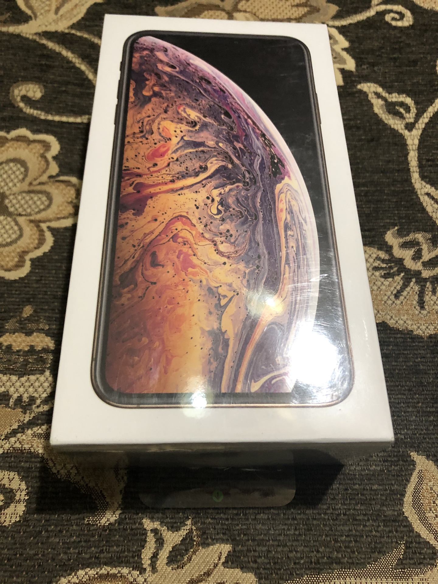 iPhone XS Max Gold 256GB ايفون XS ماكس
لا تنسَ أنك شاهدت هذا الإعلان في عنكبوت
Model A1921
اي...