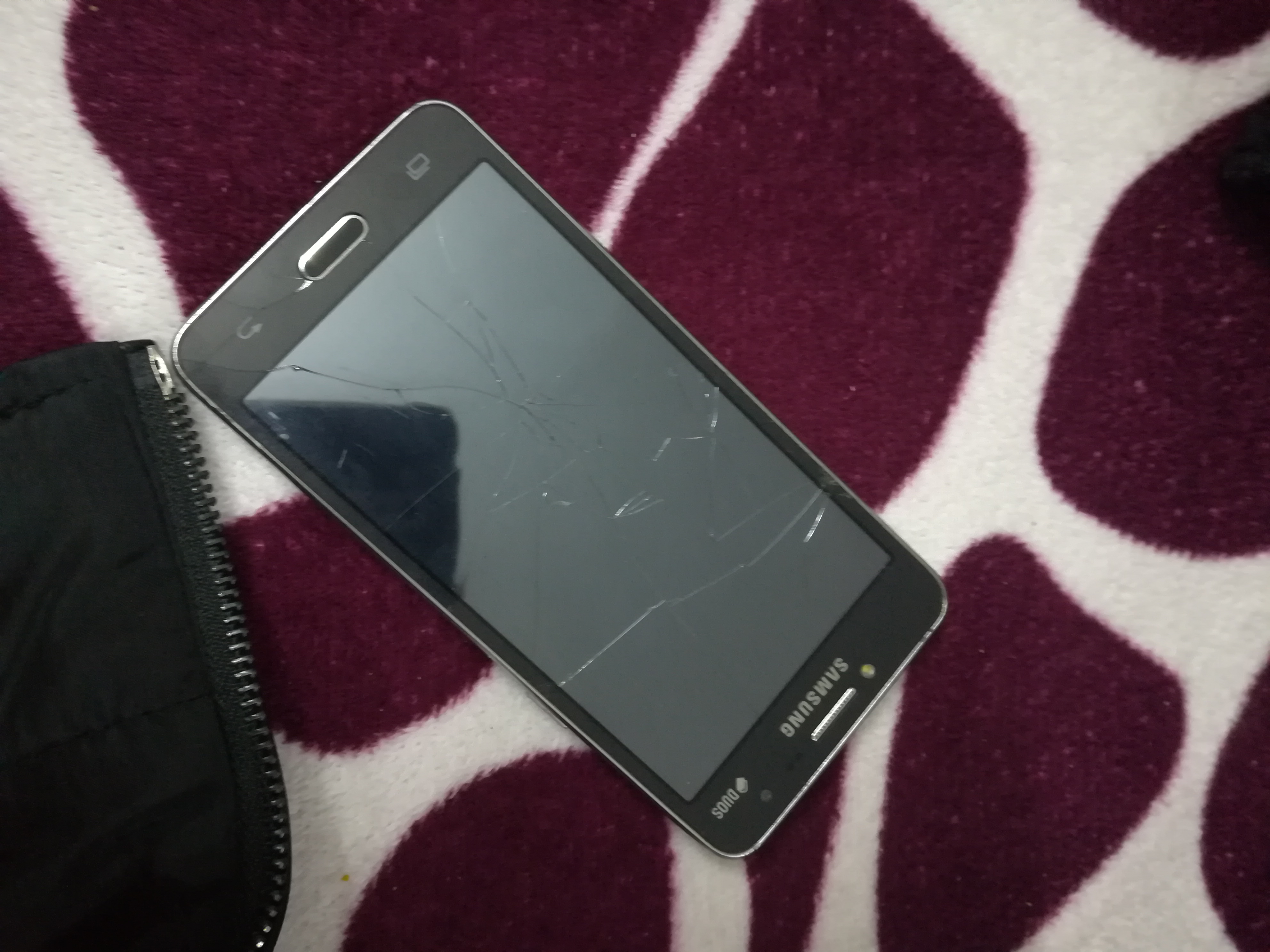 سامسونج جراند برايم بلس 4G                                            


	 				لا تنسَ أنك شاهدت هذا الإعلان في عنكبوت            
	 				
                                سامسونج جراند برايم بلس 4G...