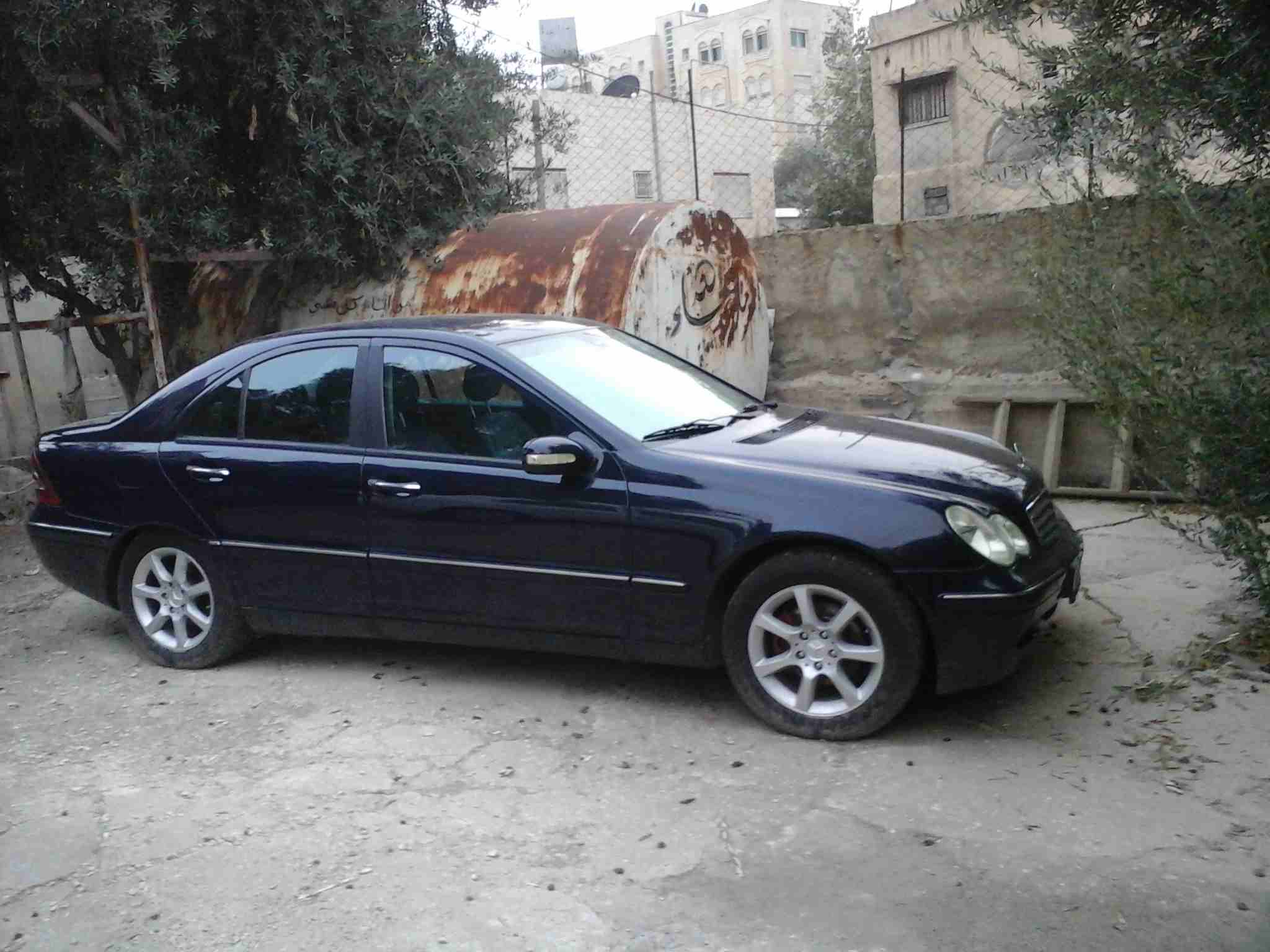 مرسيدس سي 180 بحاله الوكااله بسعر مغرري
لا تنسَ أنك شاهدت هذا الإعلان في عنكبوت
سي 180 موديل 2002...