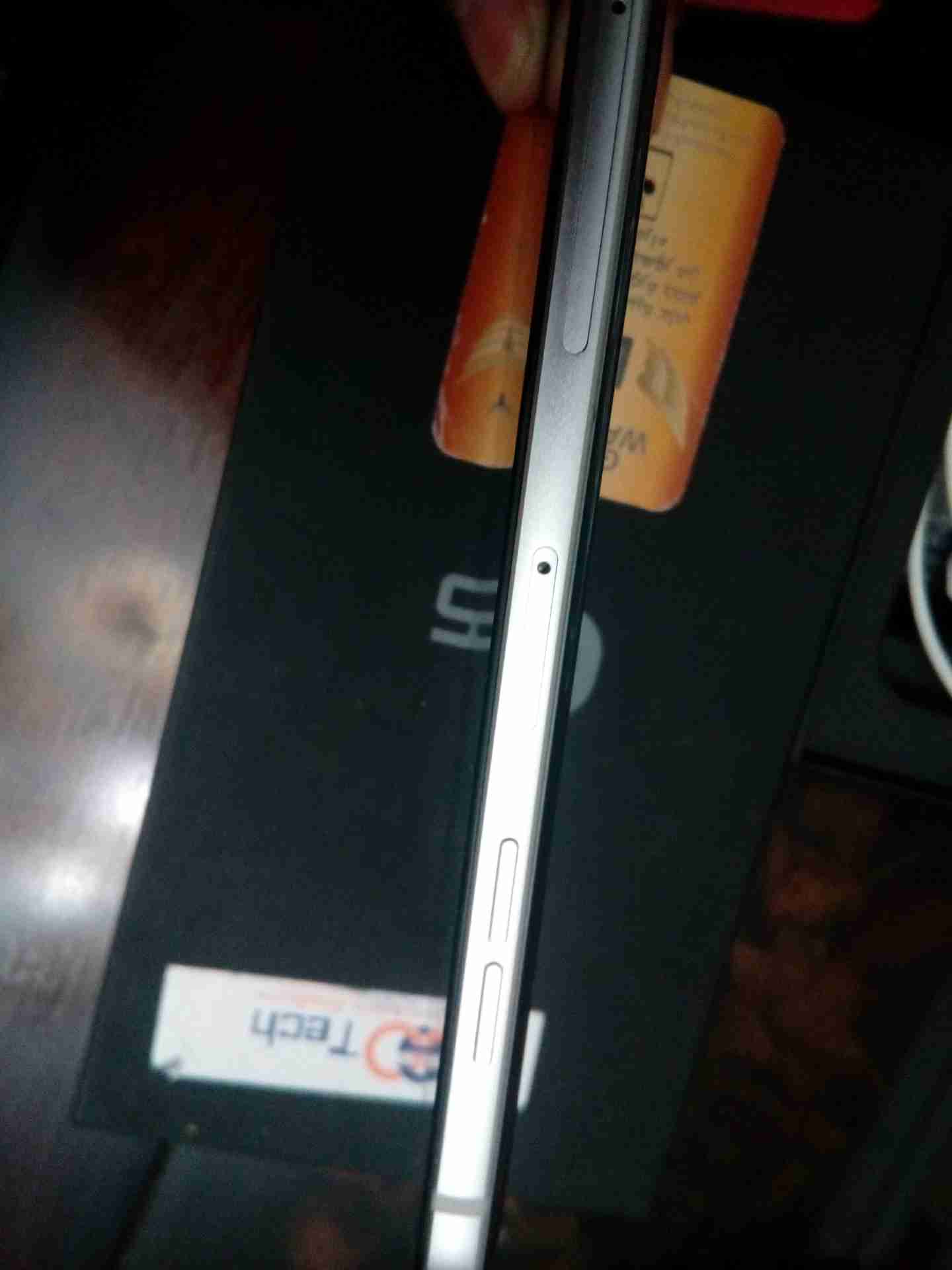 lg q6 3gram 32g بحال الوكاله
لا تنسَ أنك شاهدت هذا الإعلان في عنكبوت
ازالجهاز رائع جدا مع كرت...