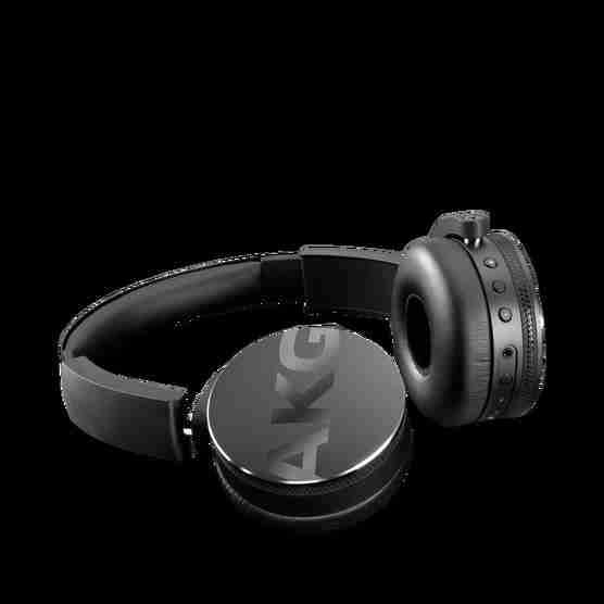 سماعة AKG Y50BT
لا تنسَ أنك شاهدت هذا الإعلان في عنكبوت
الصوت ممتاز و السماعة بلوتوث حالة ال...