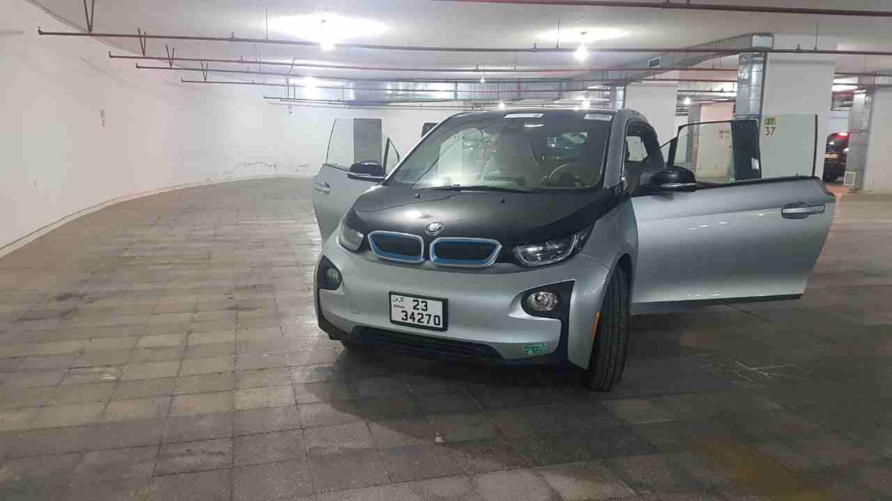BMW i3 REX 2015                                            


	 				لا تنسَ أنك شاهدت هذا الإعلان في عنكبوت            
	 				
                            من وكالة BMW
 تقطع مسافه 170 كيلو بشحنه...