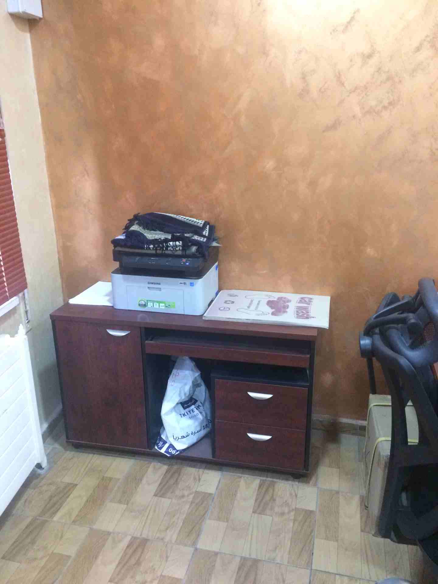 مكتب مفروش بالمدينه الرياضيه موقع مميز فرش فاخر
لا تنسَ أنك شاهدت هذا الإعلان في عنكبوت
مكتب يتكو...