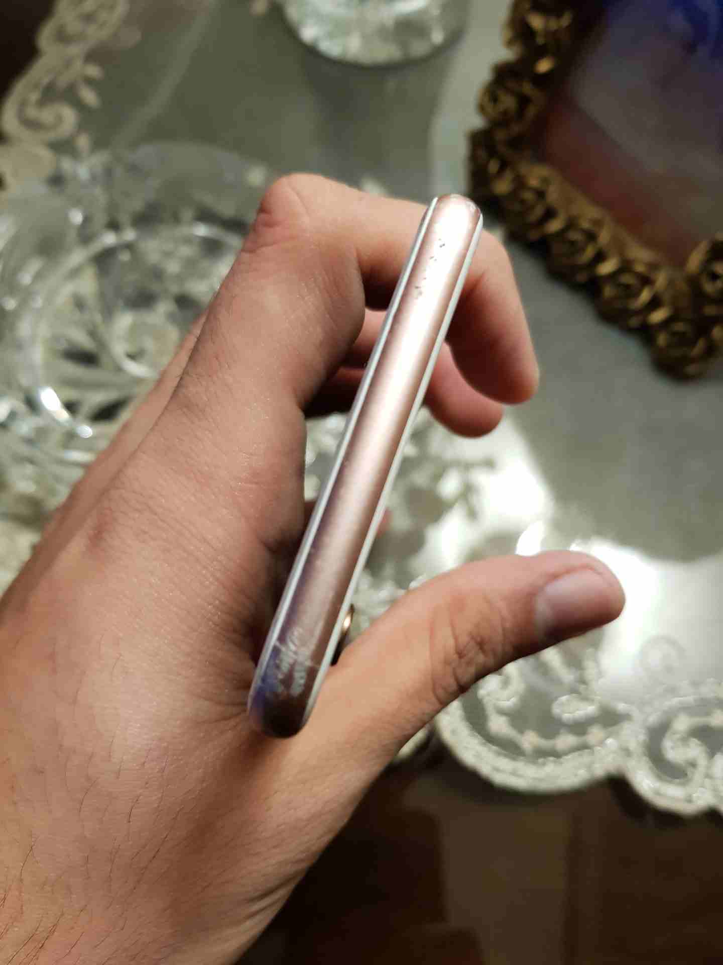 السعر نهائي البدو يفاصل لا يرن ايفون 6 اس 64 كيكا حالته موضحه بالصور
لا تنسَ أنك شاهدت هذا الإعلان في عنكبوت...