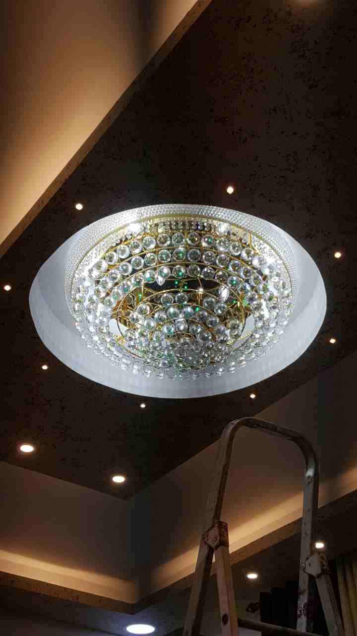ثرية كريستال                                            


	 				لا تنسَ أنك شاهدت هذا الإعلان في عنكبوت            
	 				
                            ثرية كربستال طب تحتوي LED وتعمل على الريموت...