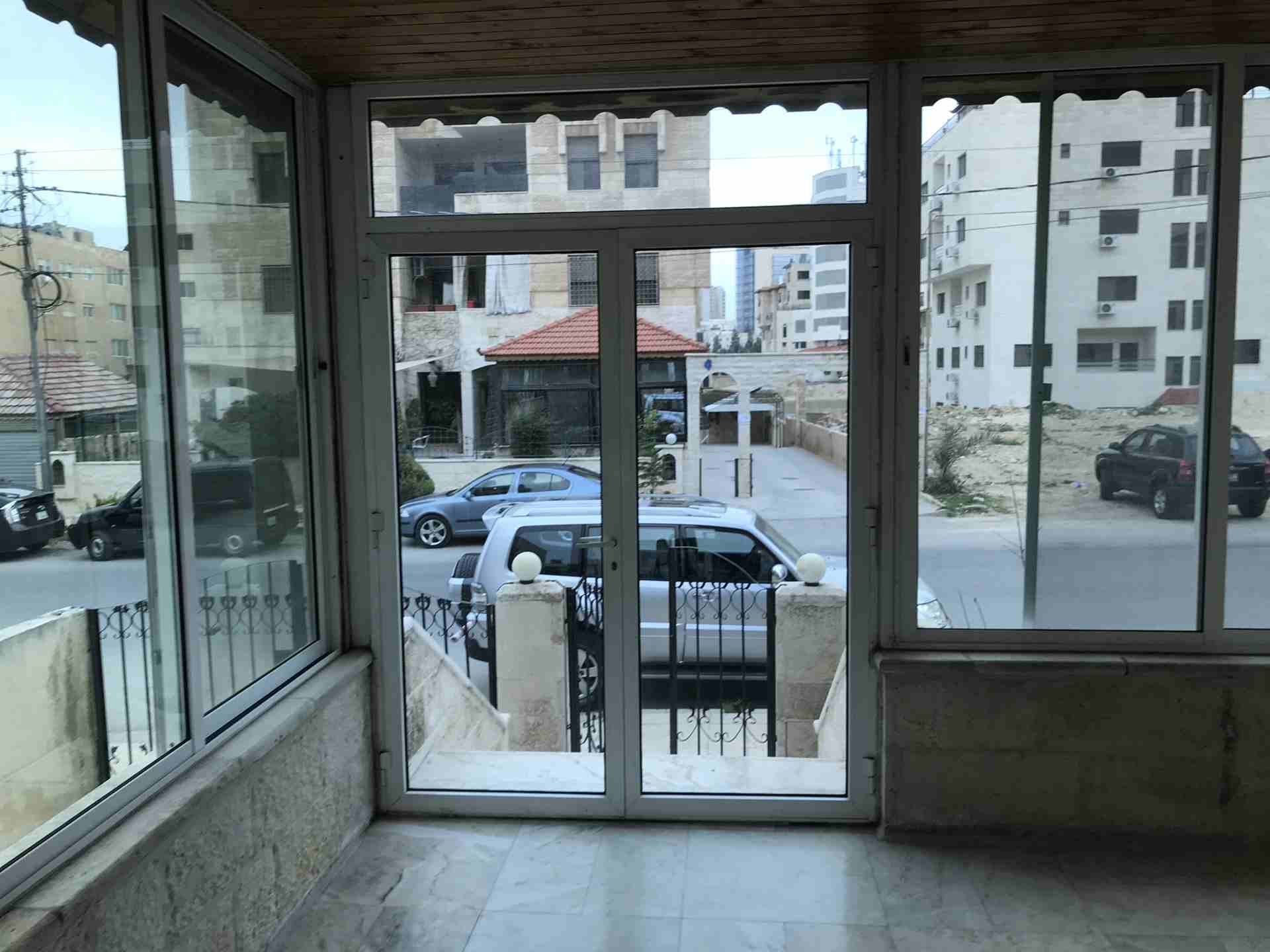 شقة للبيع خلف كارفور المدينة المنورة                                            


	 				لا تنسَ أنك شاهدت هذا الإعلان في عنكبوت            
	 				
                            شقة ارضية ( ليست شبه...