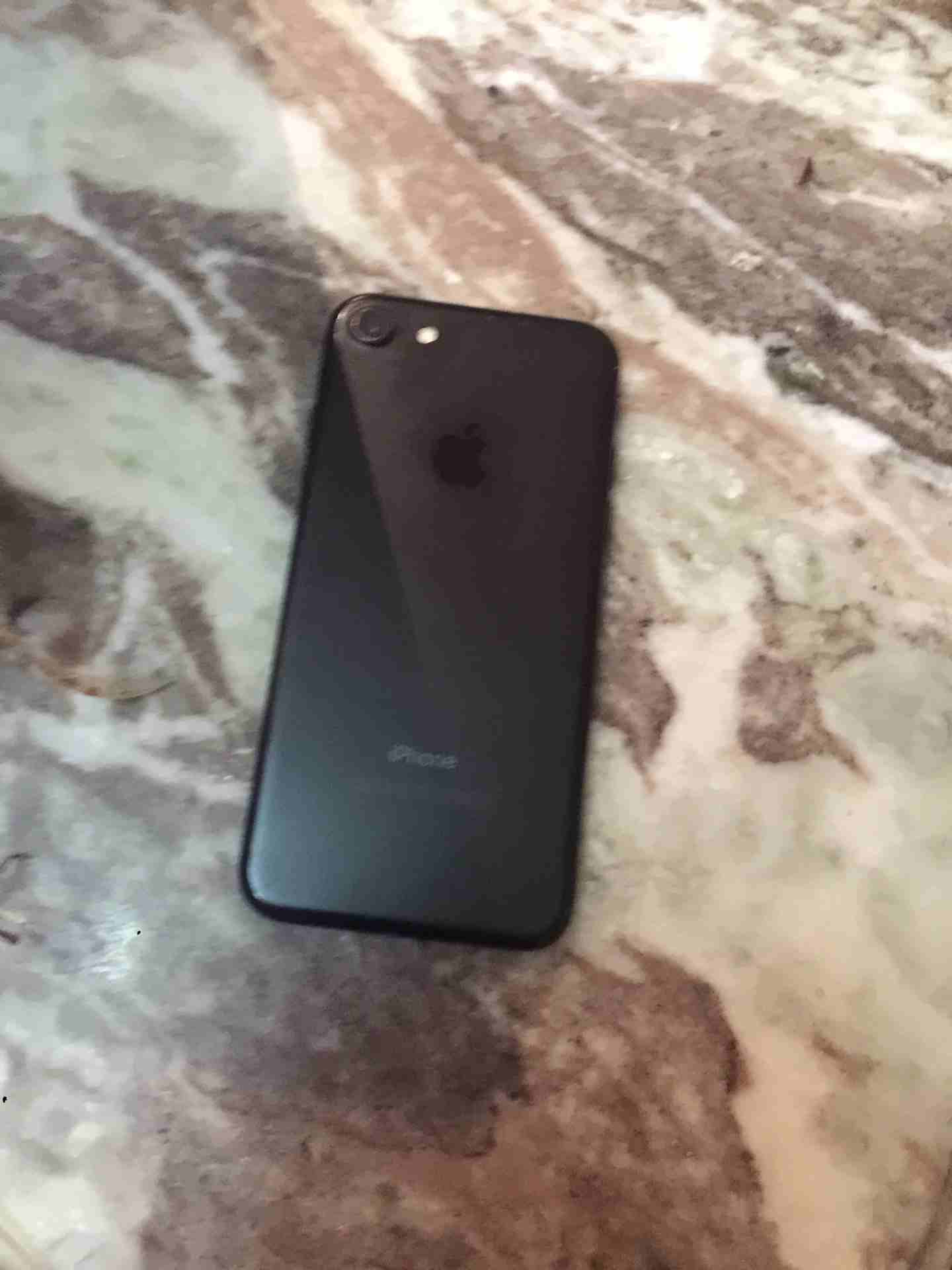 IPHONE 7 32G استخدام ثلاث شهور                                            


	 				لا تنسَ أنك شاهدت هذا الإعلان في عنكبوت            
	 				
                            الجهاز صلاة النبي عليه است...