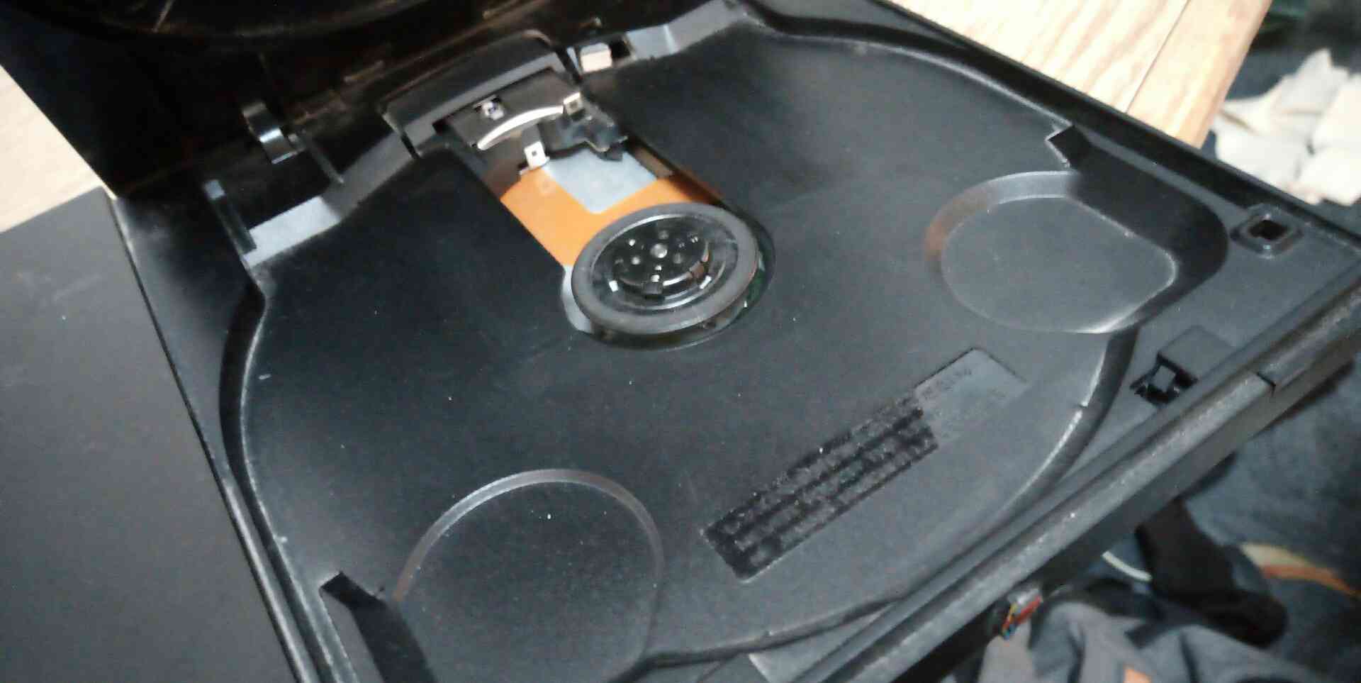 بلايستيشن 2
لا تنسَ أنك شاهدت هذا الإعلان في عنكبوت
بلايستيشن 2
بحالة الوكالة
يدتين
15 CD
وص...