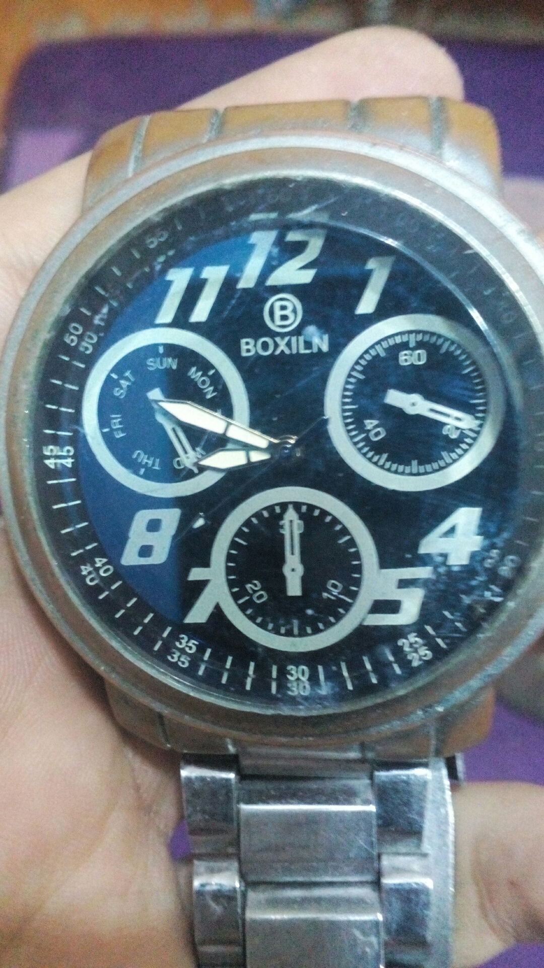 ساعه استعمال خفيف
لا تنسَ أنك شاهدت هذا الإعلان في عنكبوت
ساعه استعمال خفيف جايه من الكويت...