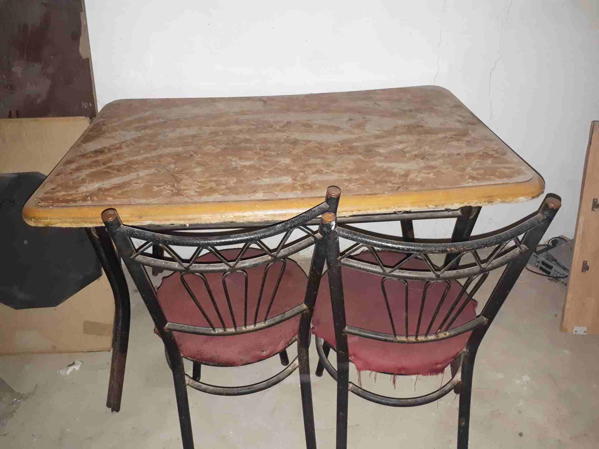 طولة سفرة  مع 2 كرسى                                            


	 				لا تنسَ أنك شاهدت هذا الإعلان في عنكبوت            
	 				
                            طولة سفرة مع  2 كرسى  العنوان شارع ا...