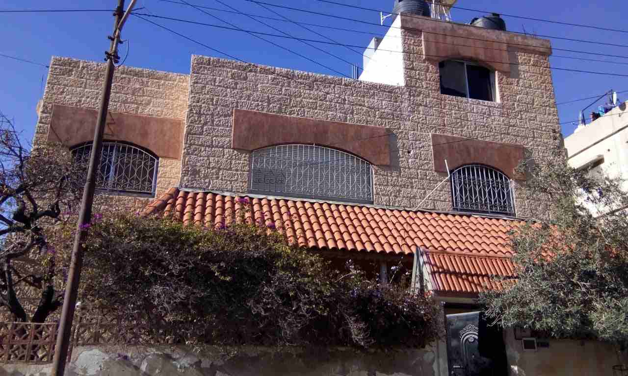 بيت بسعر مغري في ماركا الجنوبية400م طابقين والارض420م
لا تنسَ أنك شاهدت هذا الإعلان في عنكبوت
الب...