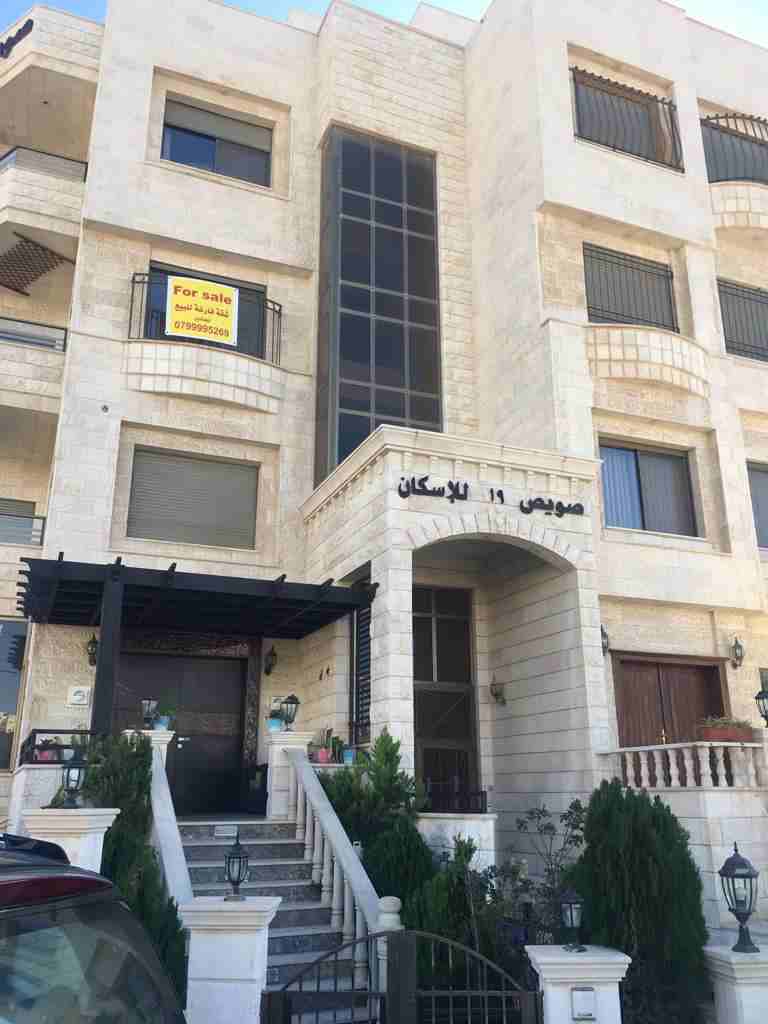 شقة فاخرة مميزة للبيع خلدا
لا تنسَ أنك شاهدت هذا الإعلان في عنكبوت
تقع في اجمل مواقع خلدا وبالقرب...