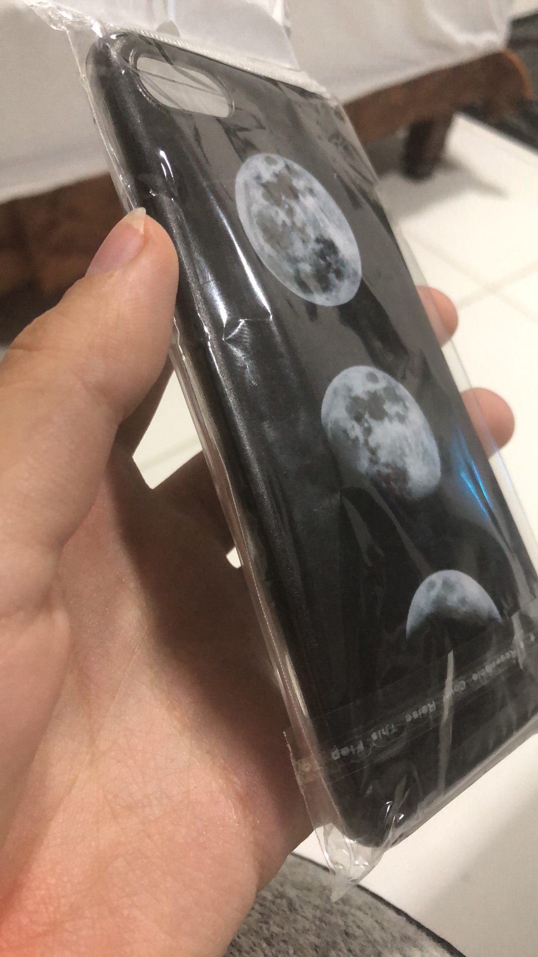 moonphases phonecase
لا تنسَ أنك شاهدت هذا الإعلان في عنكبوت
Iphone6-7-8...