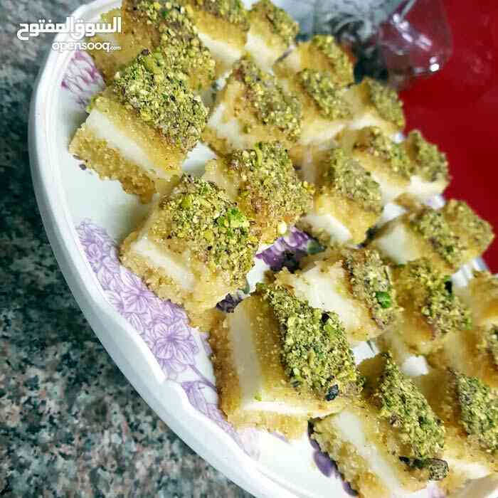 معجنات وحلويات شرقية بالسمن العربي وحلويات اسر منتجة
لا تنسَ أنك شاهدت هذا الإعلان في عنكبوت...