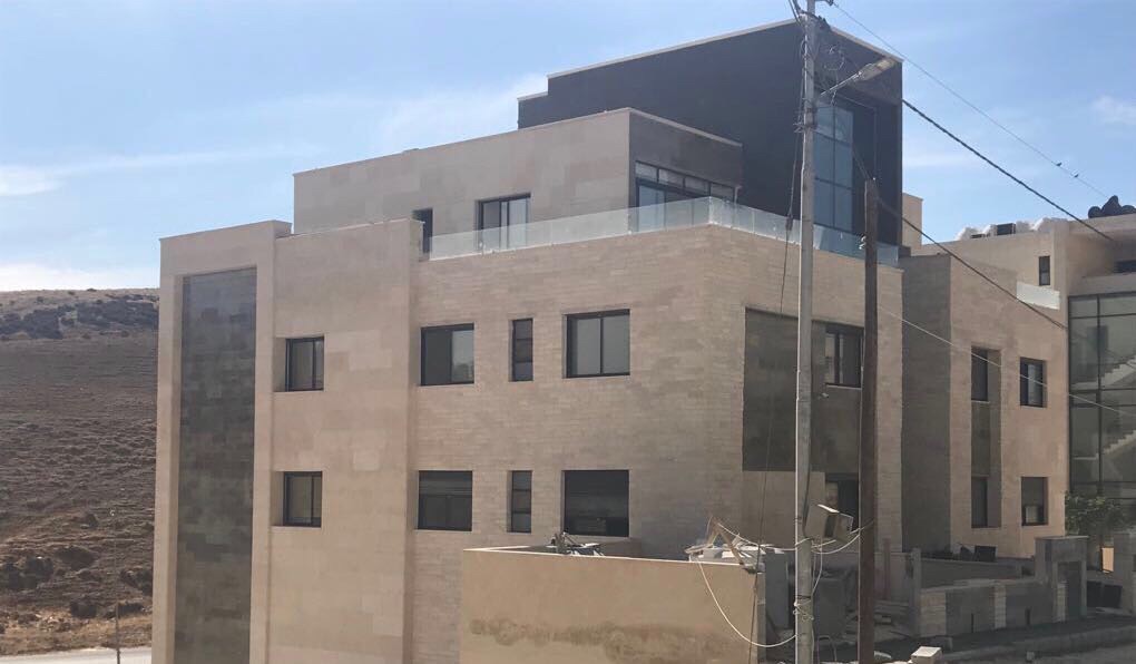 شقق مميزة بعبدون من المالك مباشرة
لا تنسَ أنك شاهدت هذا الإعلان في عنكبوت
شقق فاخرة بمساحات...