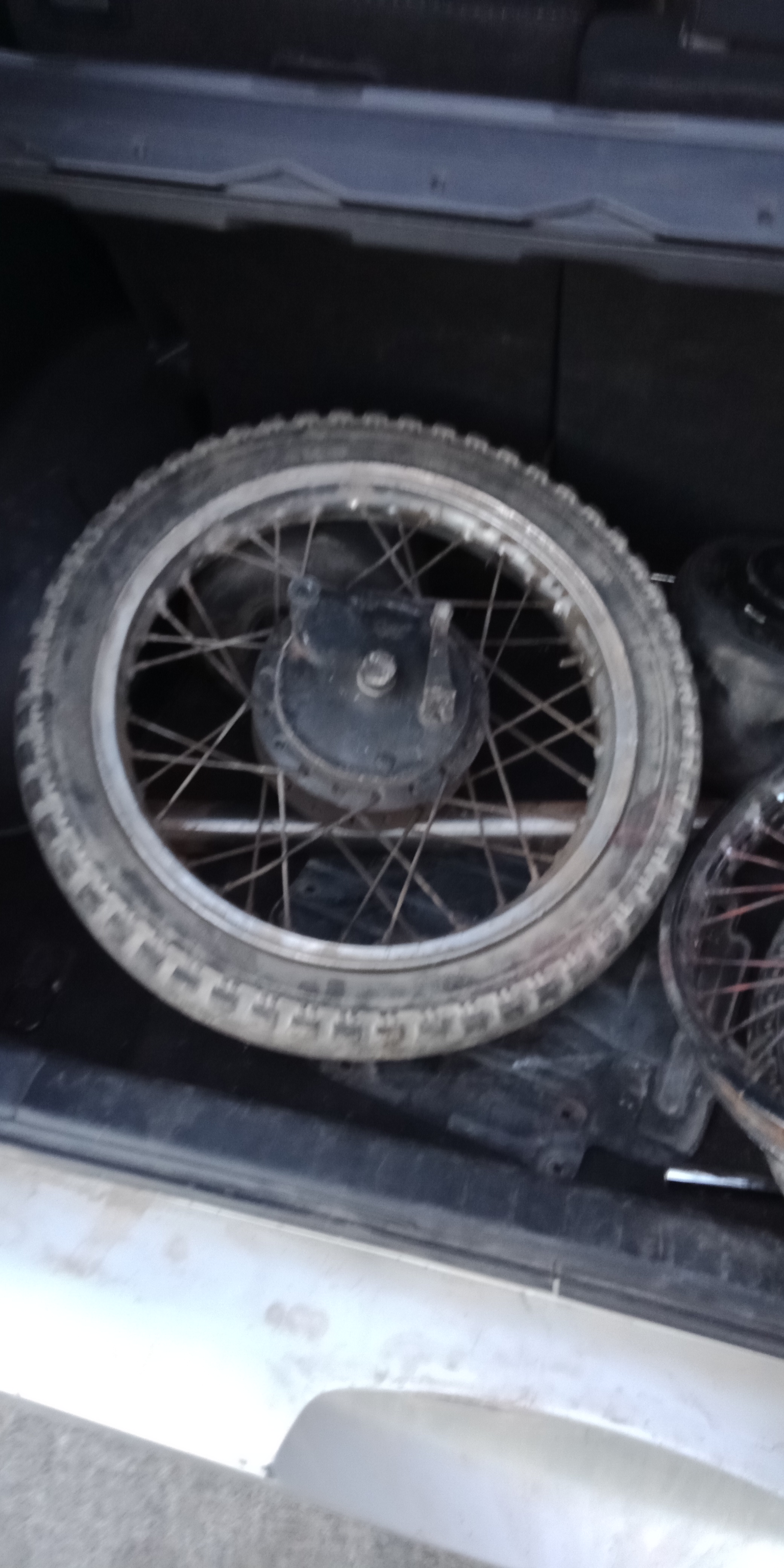 جنط دراجه                                            


	 				لا تنسَ أنك شاهدت هذا الإعلان في عنكبوت            
	 				
                                جنطين للبيع مع اكس وابريك 
جنط 21 و جنط 18...