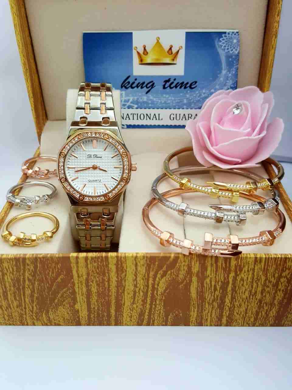 اطقم ساعات واطقم هدايا بسعر مناسب
لا تنسَ أنك شاهدت هذا الإعلان في عنكبوت
King time. جديدنا
*اط...