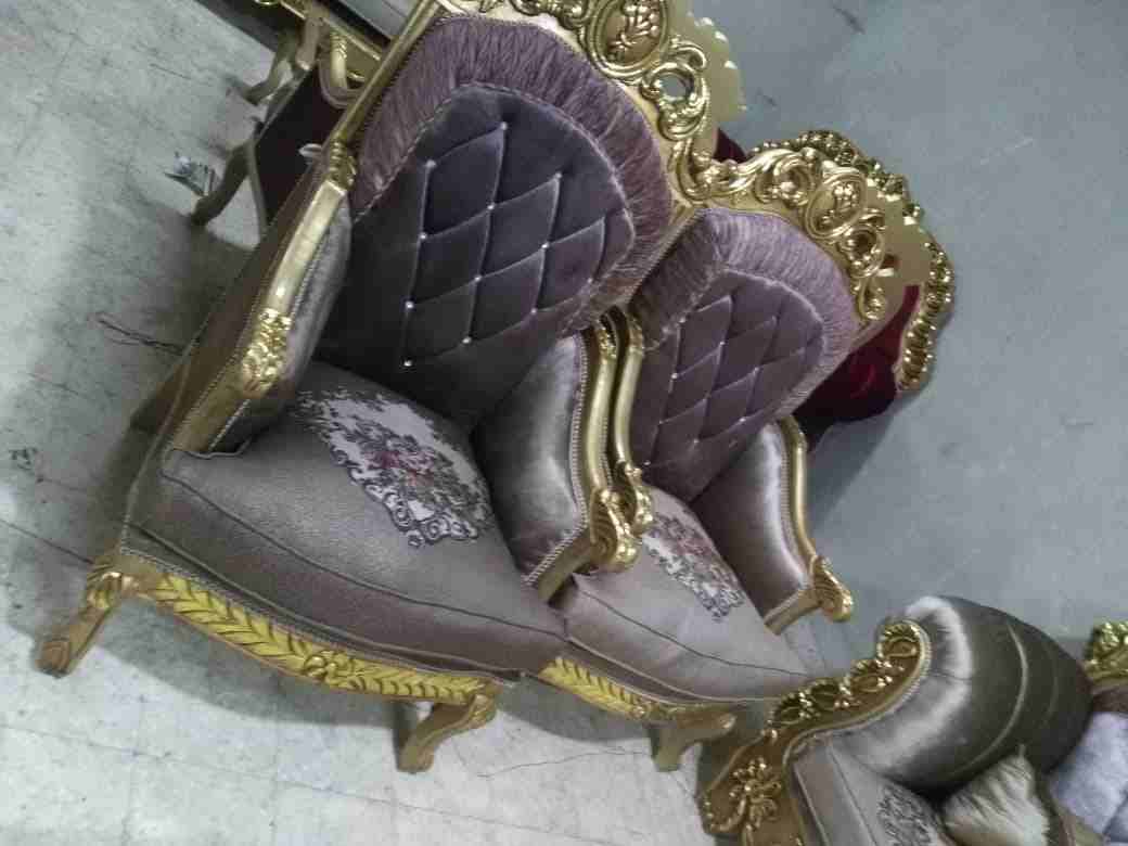 أطقم كنب مصري دمياطي فاخرة تنجيد مصري                                            


	 				لا تنسَ أنك شاهدت هذا الإعلان في عنكبوت            
	 				
                            هديه مع الطقم برادي...