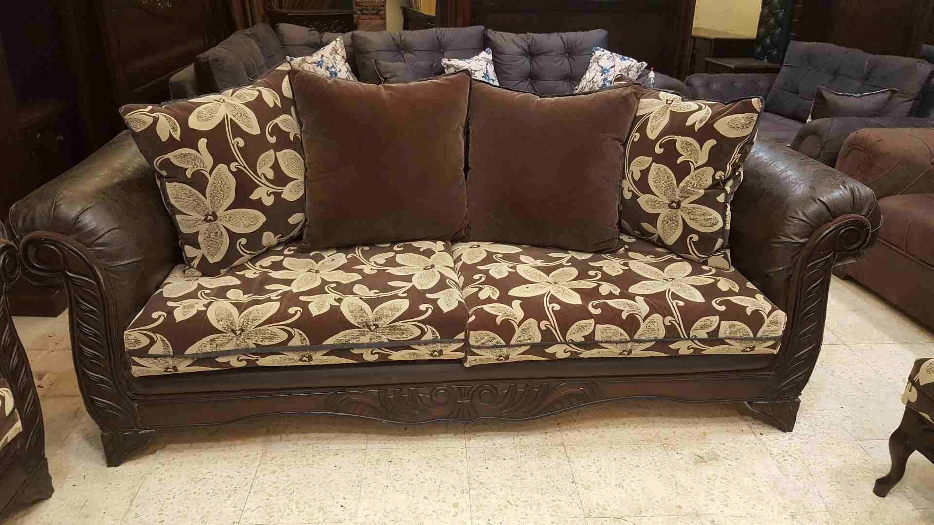 طقم كنب تركي                                            


	 				لا تنسَ أنك شاهدت هذا الإعلان في عنكبوت            
	 				
                            طقم كنب  زان ملوكية&nbsp; تركي مستعمل.    ....