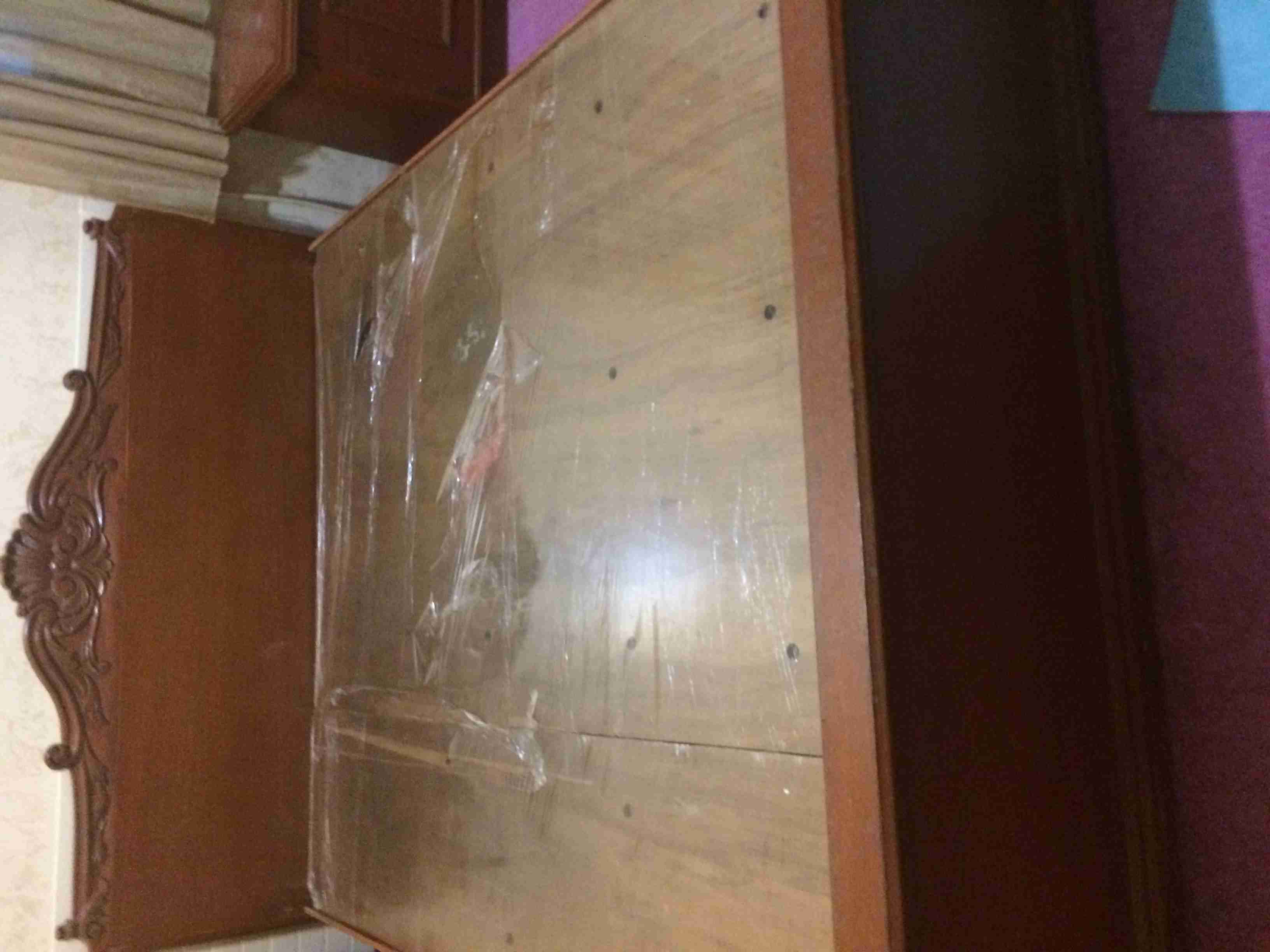 سرير كلاسيك فخم                                            


	 				لا تنسَ أنك شاهدت هذا الإعلان في عنكبوت            
	 				
                                سرير كلاسيك تقيل كتير فخم...