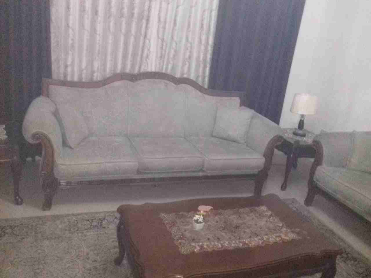 قاطع خشب لاتيه وغرفه ضيوف                                            


	 				لا تنسَ أنك شاهدت هذا الإعلان في عنكبوت            
	 				
                            غرفه ضيوف مع قاطع خشب بحاله ممت...
