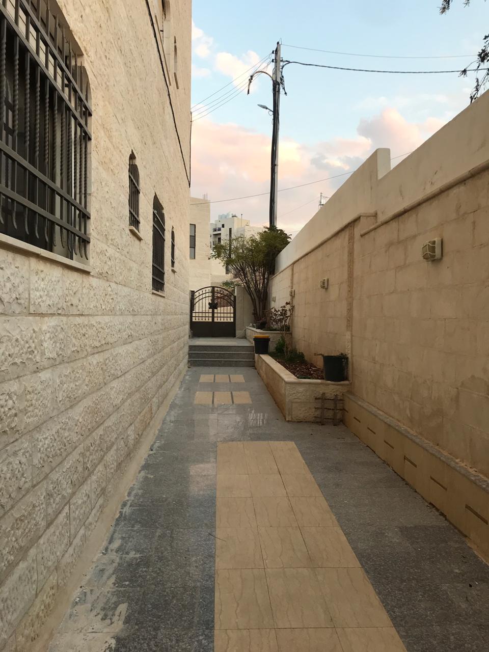 عمان / طبربور/ ضاحية الصفا ديوان 2
لا تنسَ أنك شاهدت هذا الإعلان في عنكبوت
شقة للبيع المساحة...