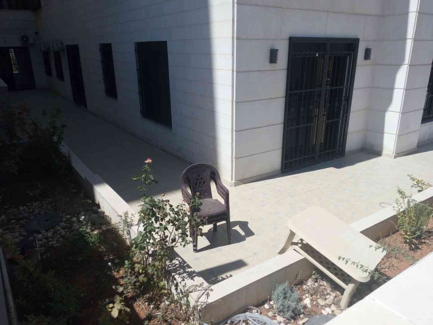 شقة للبيع فاخرة جديدة عصرية ارضية ديرغبار 240م نرسات وحديقة 180م
لا تنسَ أنك شاهدت هذا الإعلان في عنكبوت...