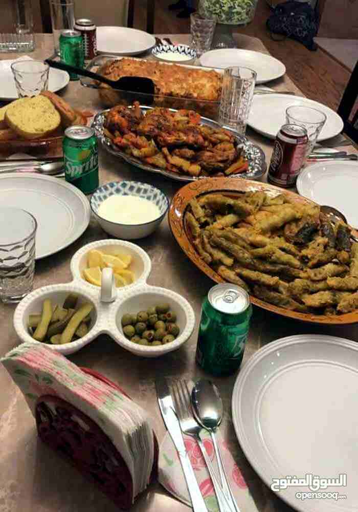 الشيف ام نور التواص والمناسبات خبره 20 سنه اكلات اردنيه سوريه طبخات اردنيه شاميه
لا تنسَ أنك شاهدت هذا الإعلان في عنكبوت...